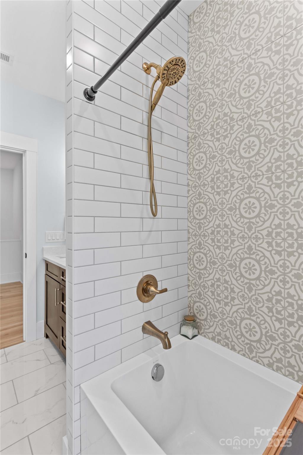 Cove View Park - Residential