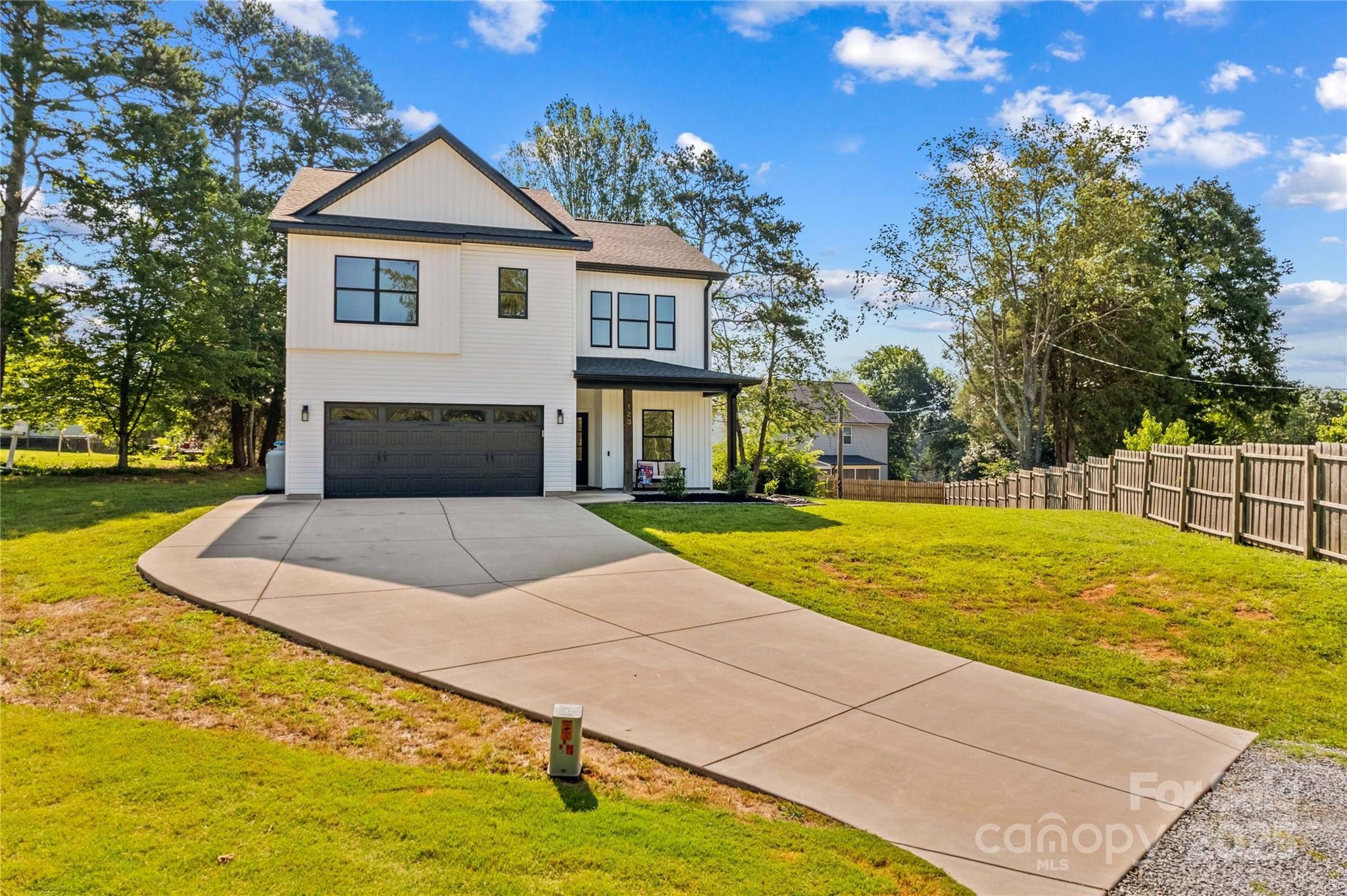 123 Ensign Place