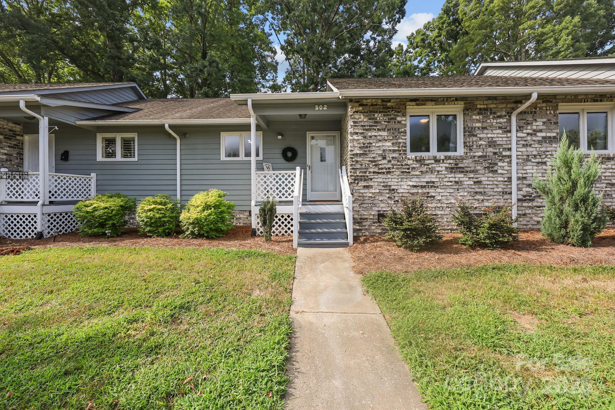 502 Wellington Hills Circle
