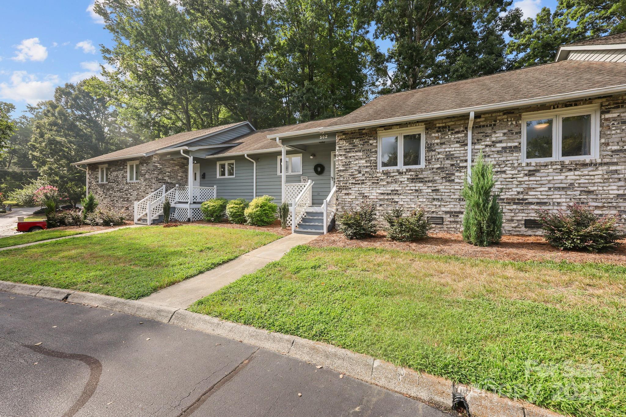 502 Wellington Hills Circle