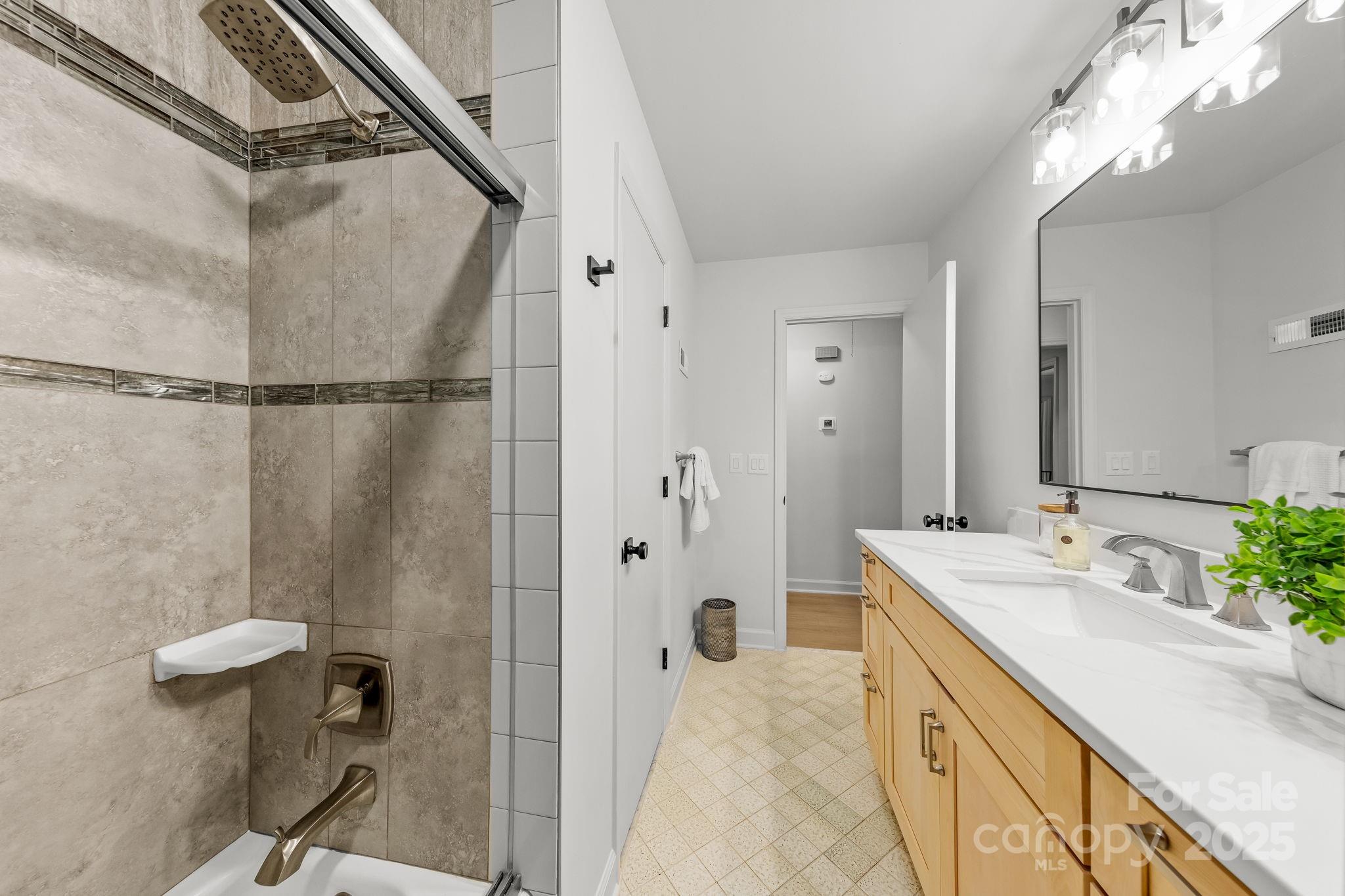 Sheffield Park - Residential