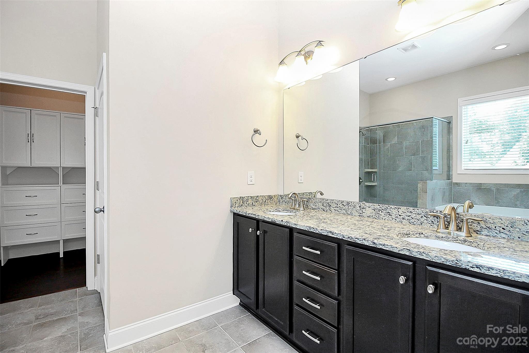 The Vineyards on Lake Wylie - Residential