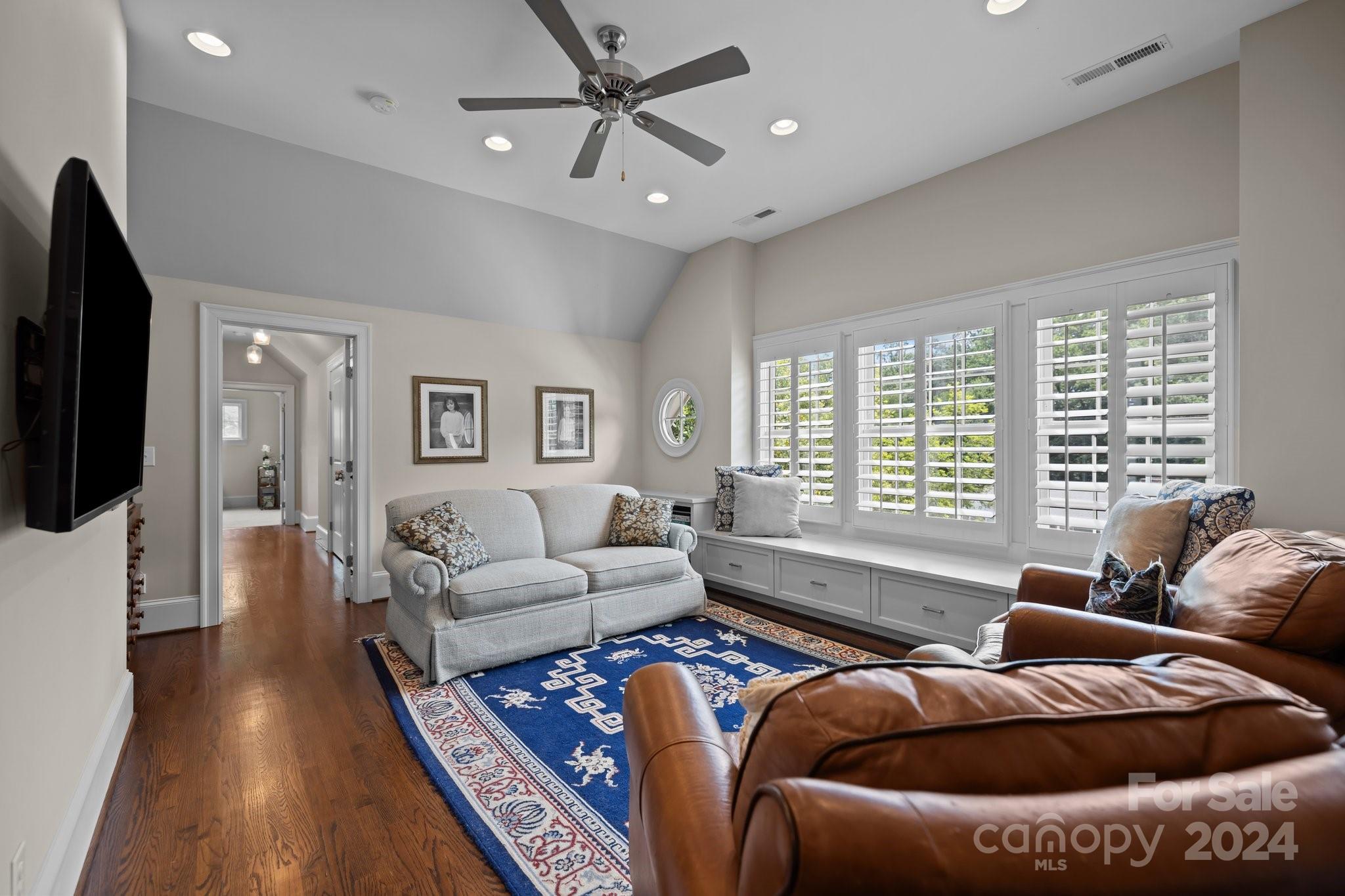 Barclay Downs - Residential