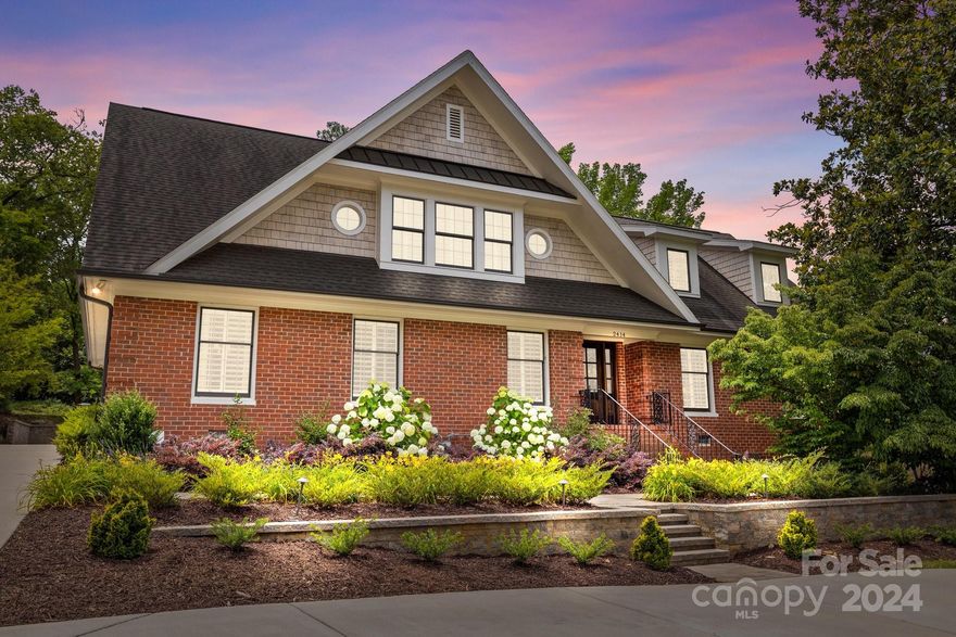 Come see this stunning home in the heart of Southpark! Barclay Downs boasts beautiful, tree-lined streets and a neighborhood swim and tennis club. It is walkable to an abundance of shopping, restaurants, local schools and more! 

This home was completely renovated in 2017 and crafted into this gorgeous 5 bedroom, 4 bathroom, nearly 4,000 SF house. There is a gorgeous kitchen with a gas range, a brand new fridge, custom cabinets and quartz countertops. There are hardwood floors throughout most of the house, plentiful storage, lots of natural lighting and a private backyard retreat.