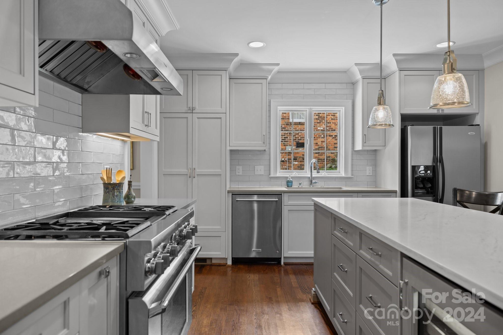 Barclay Downs - Residential