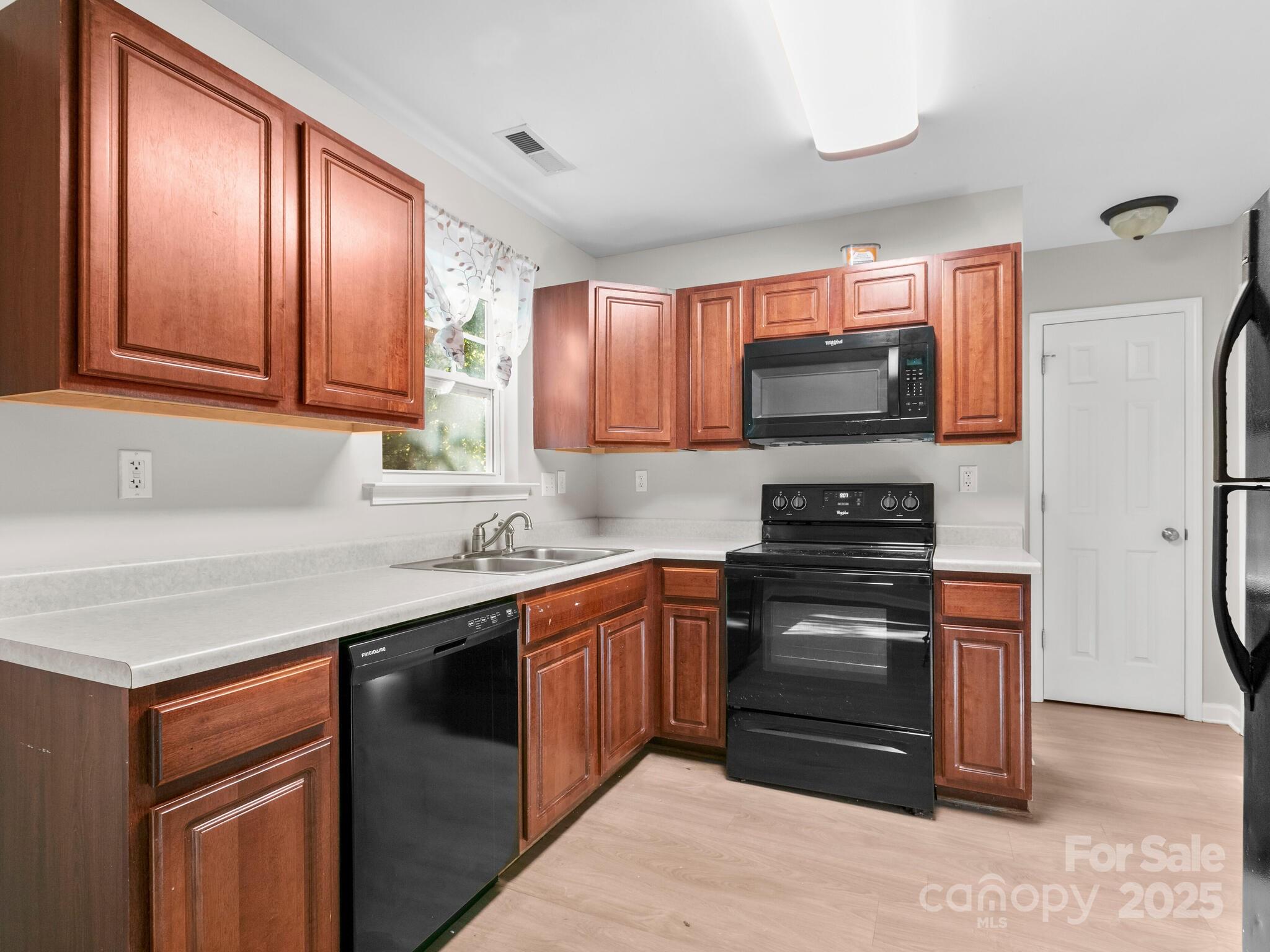 Townes at Connor Creek - Residential