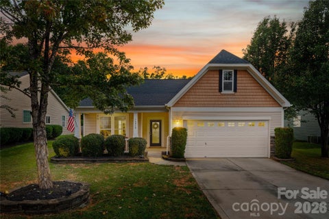 Photo of 14918 Brotherly Lane, Charlotte, NC 28278 (MLS # 4417944)