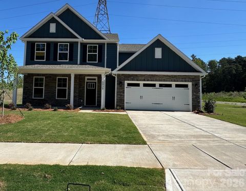 Photo of 5939 New River Drive, Huntersville, NC 28078 (MLS # 4339832)