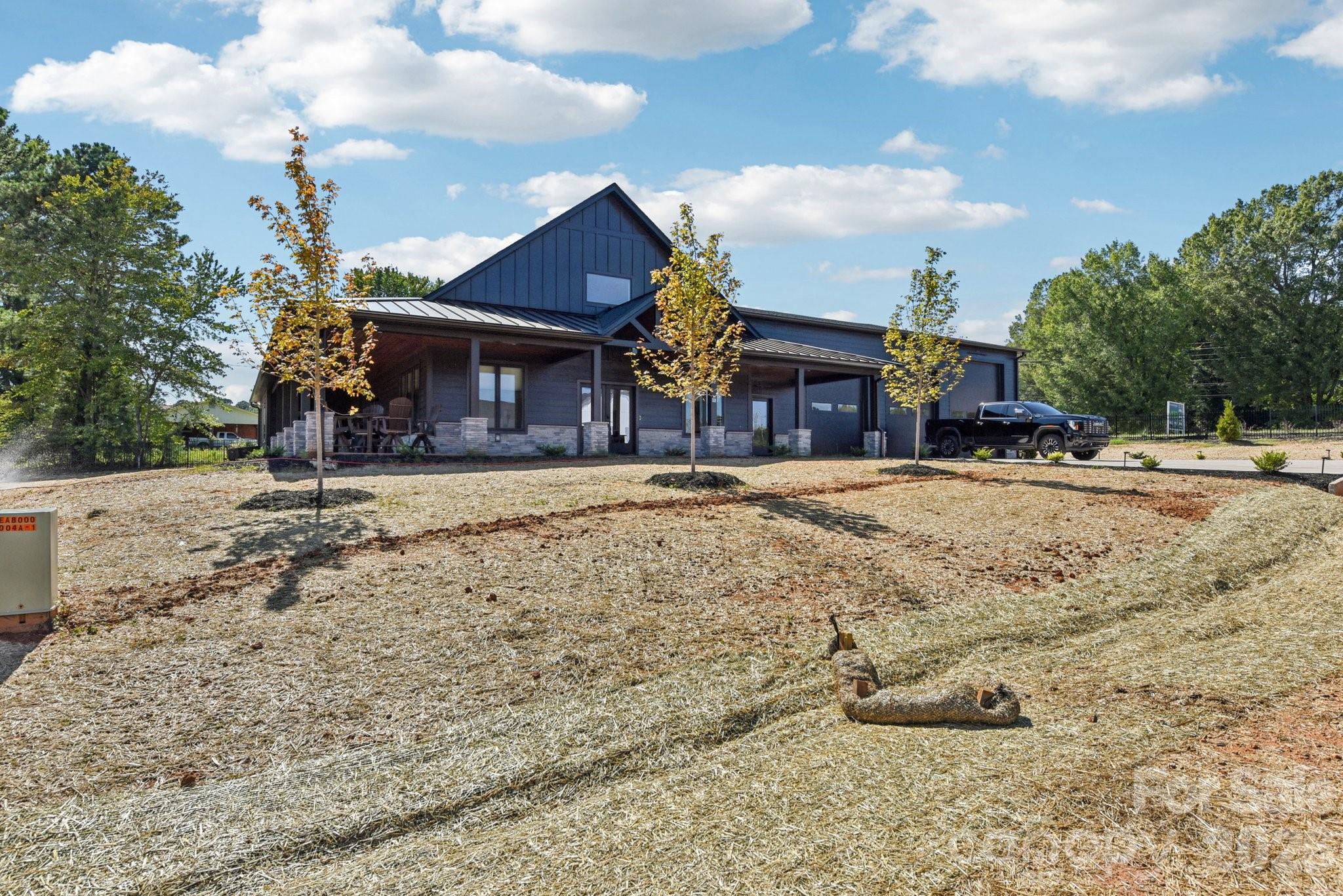 108 Winners Circle 5