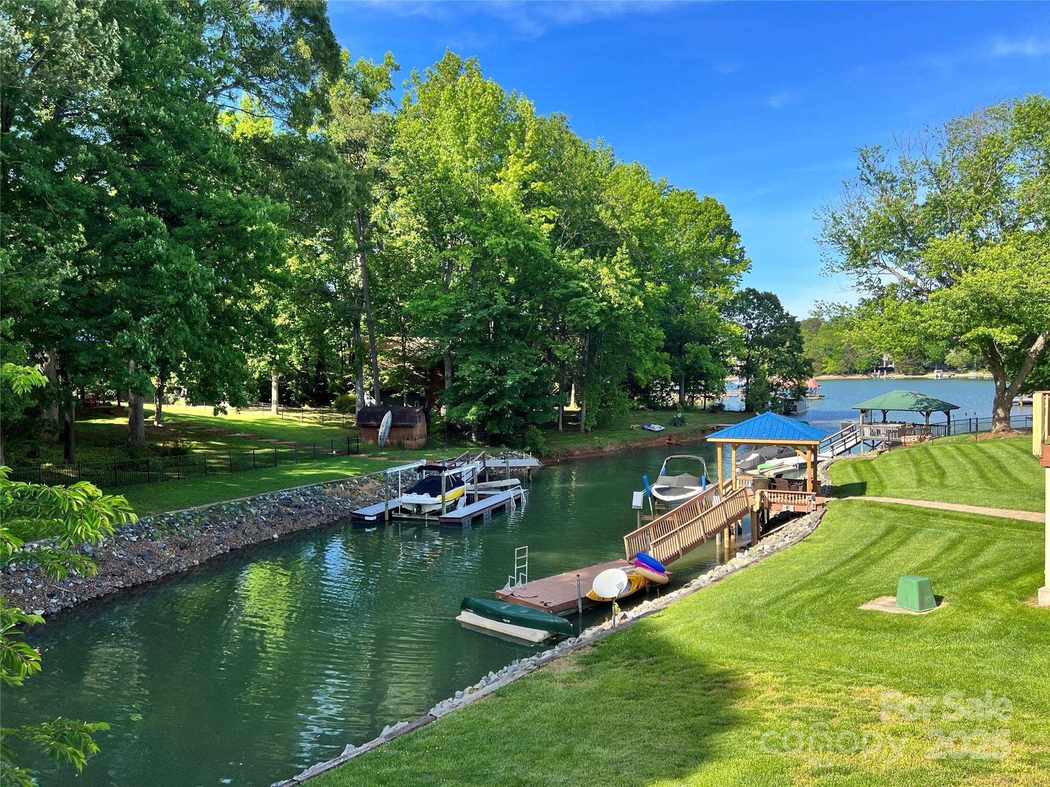 151 Peninsula Drive