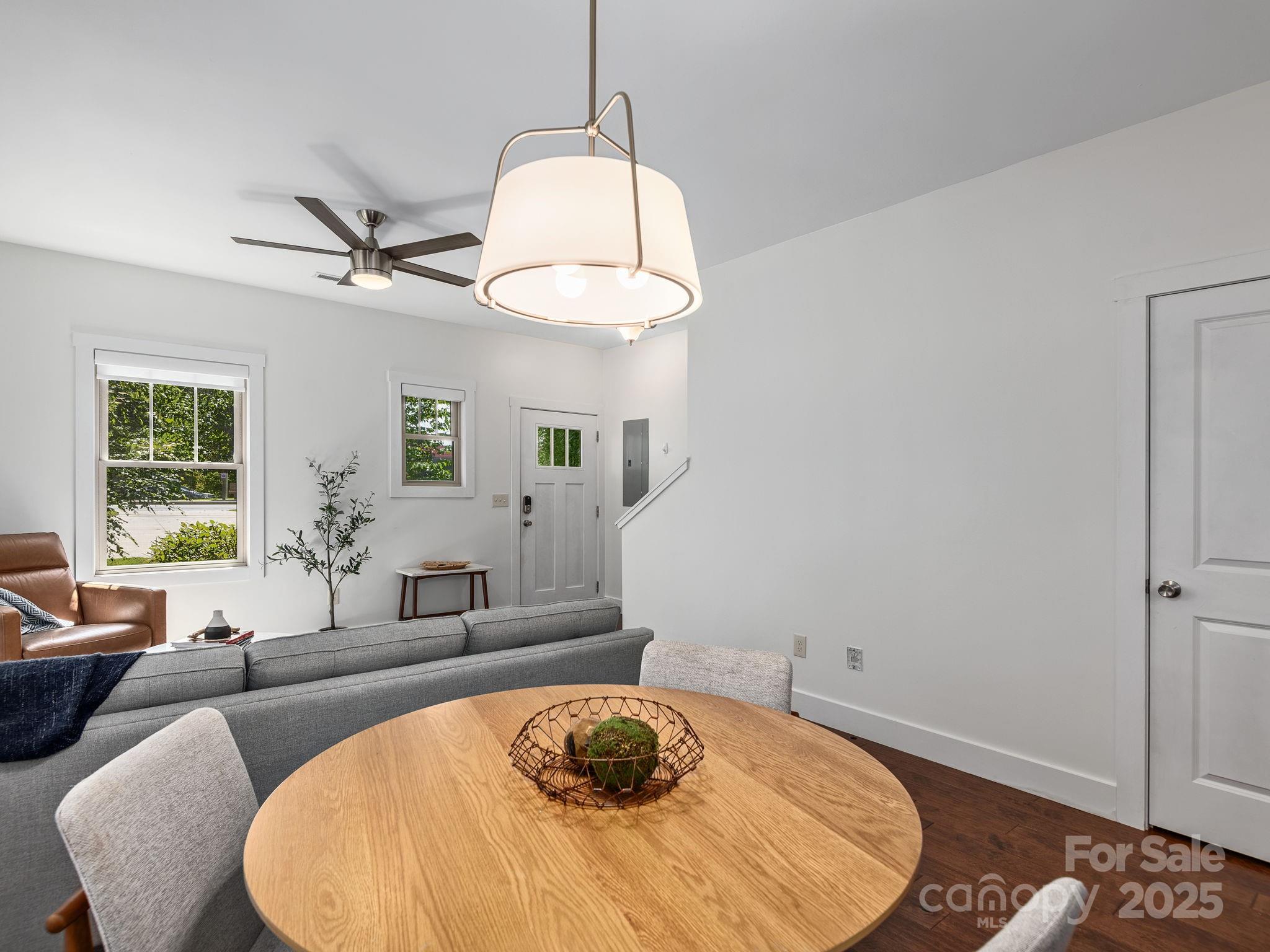748 Fairview Road