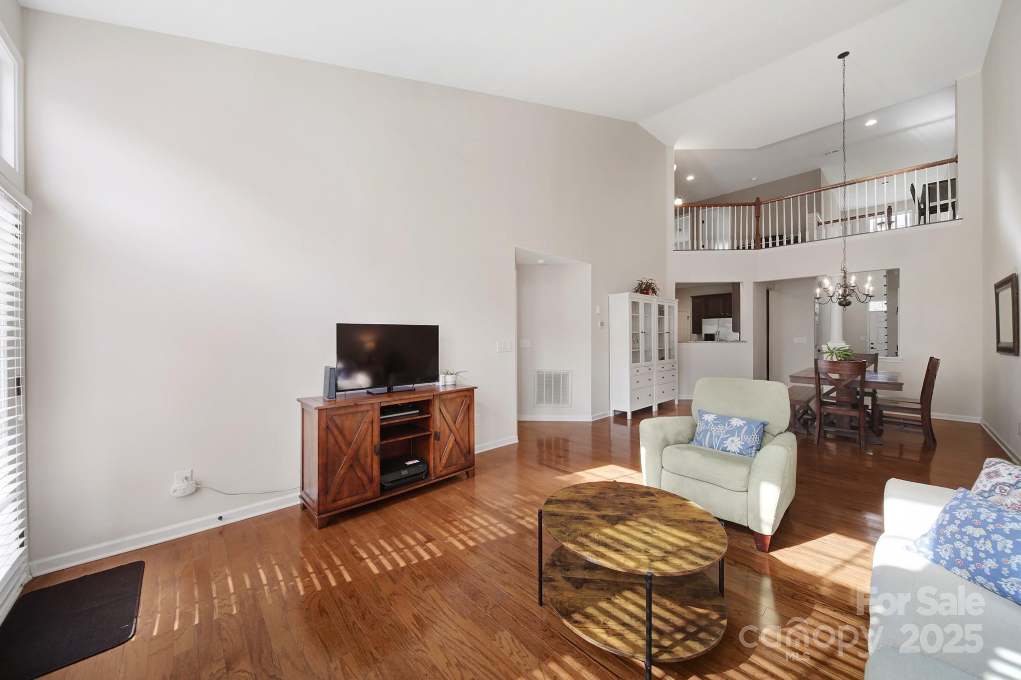 Lake Shore - Residential