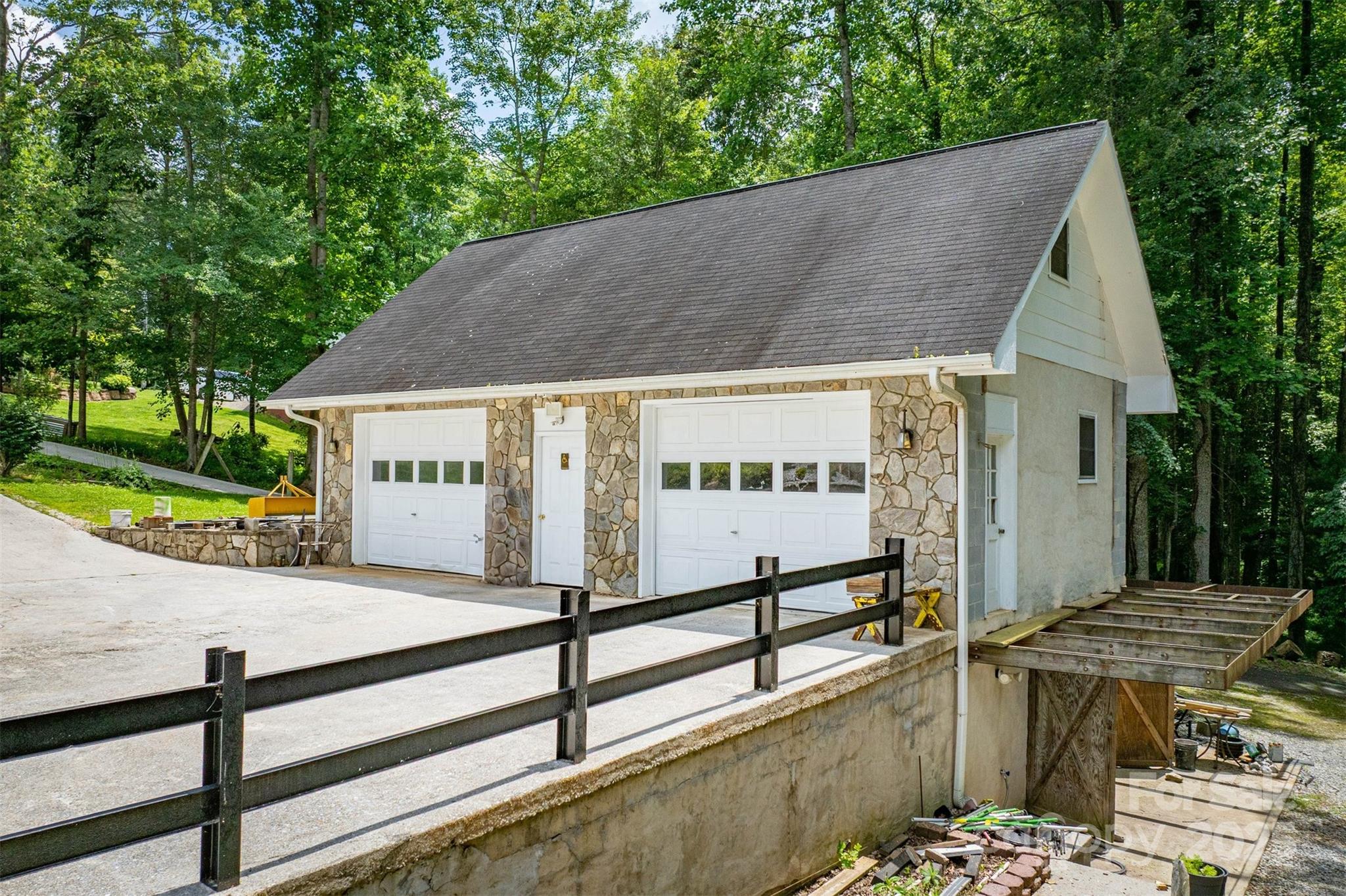 Little Acres - Residential