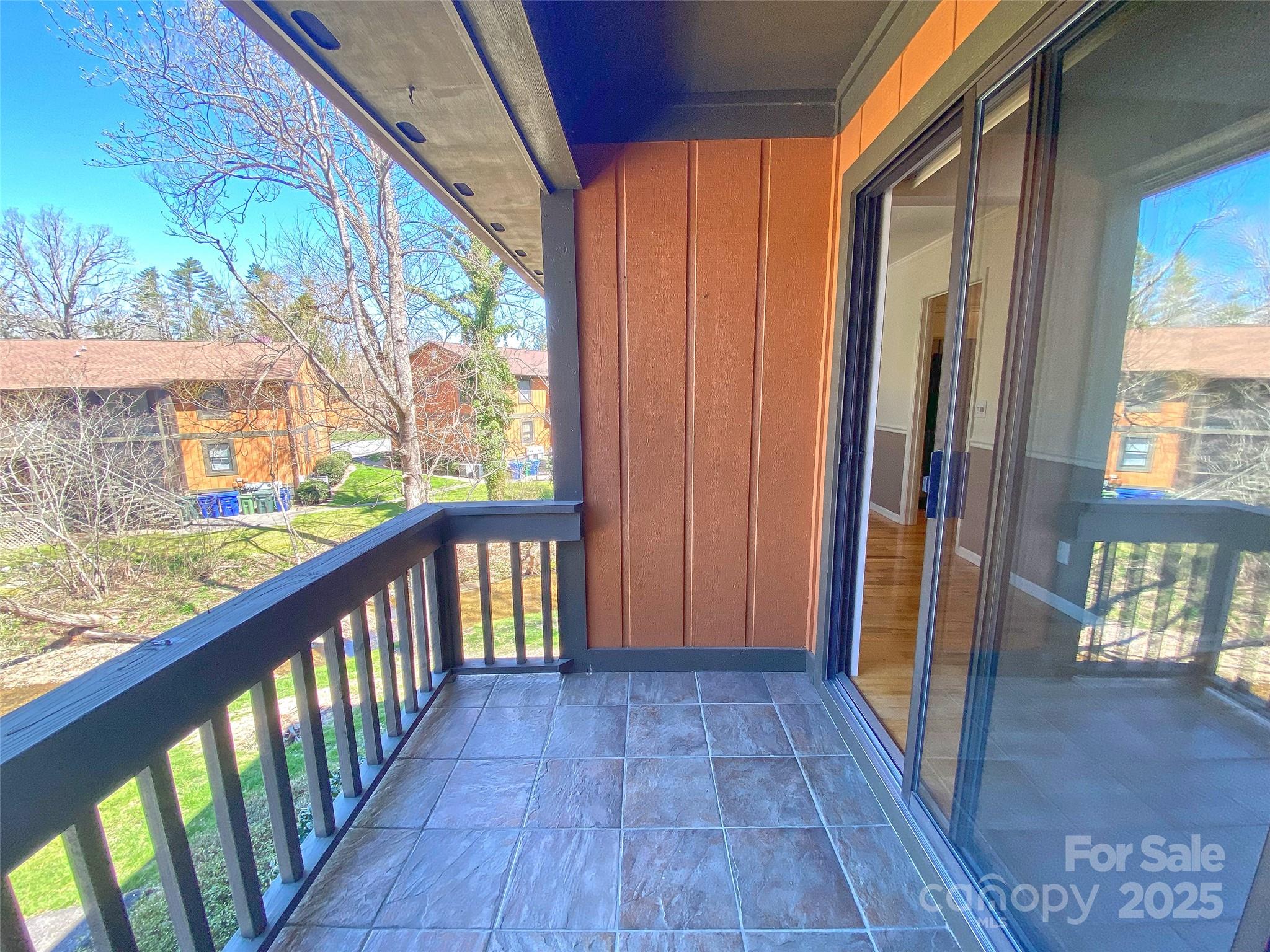 Haywood Manor - Residential