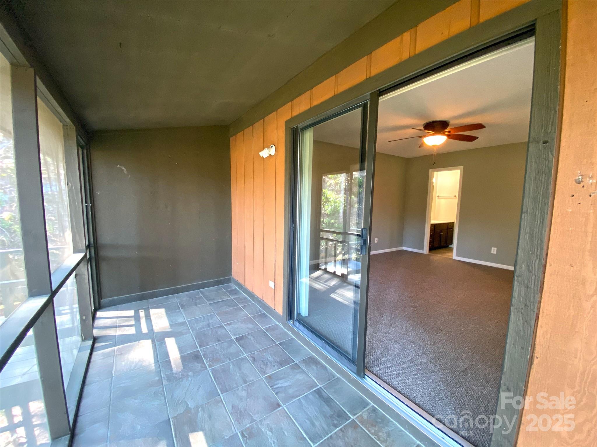 Haywood Manor - Residential