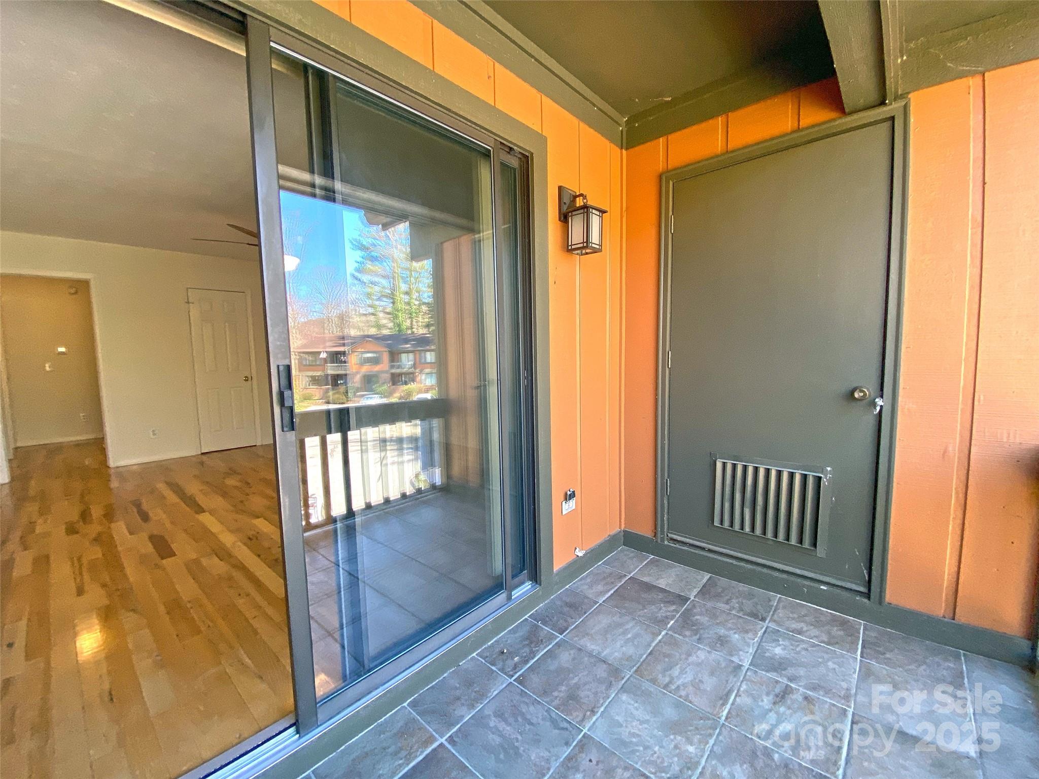 Haywood Manor - Residential