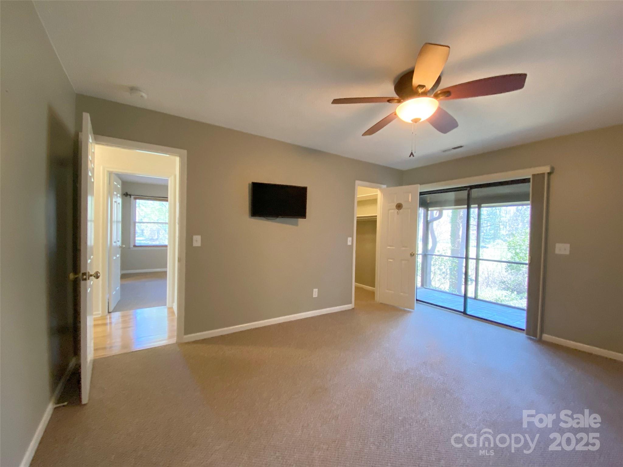 Haywood Manor - Residential