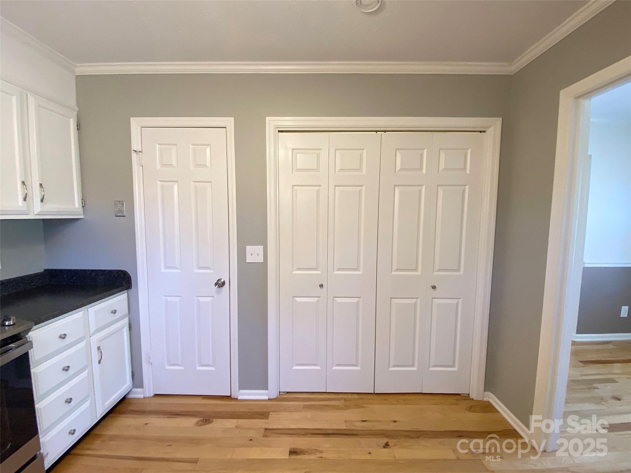 Haywood Manor - Residential