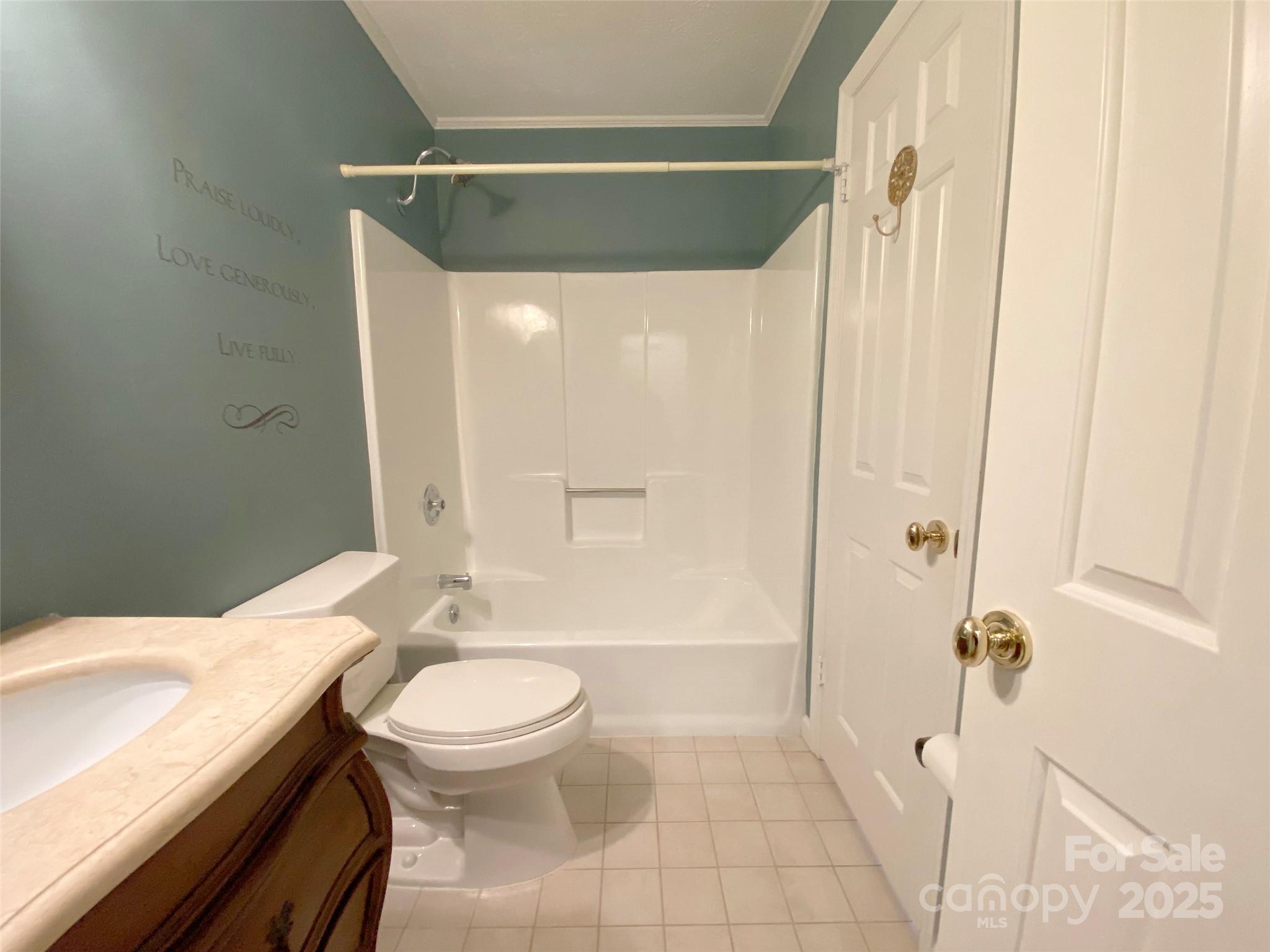 Haywood Manor - Residential