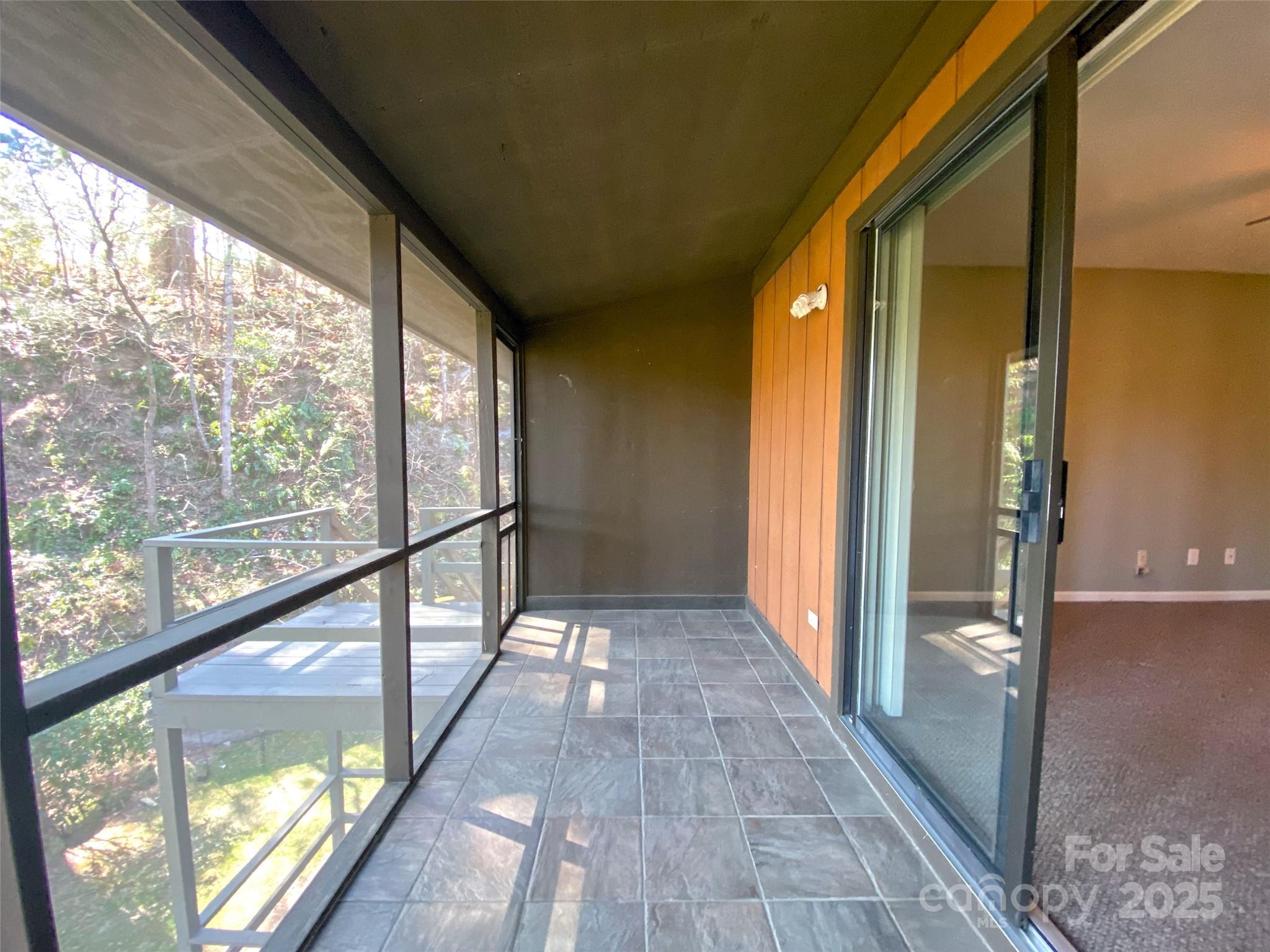 Haywood Manor - Residential