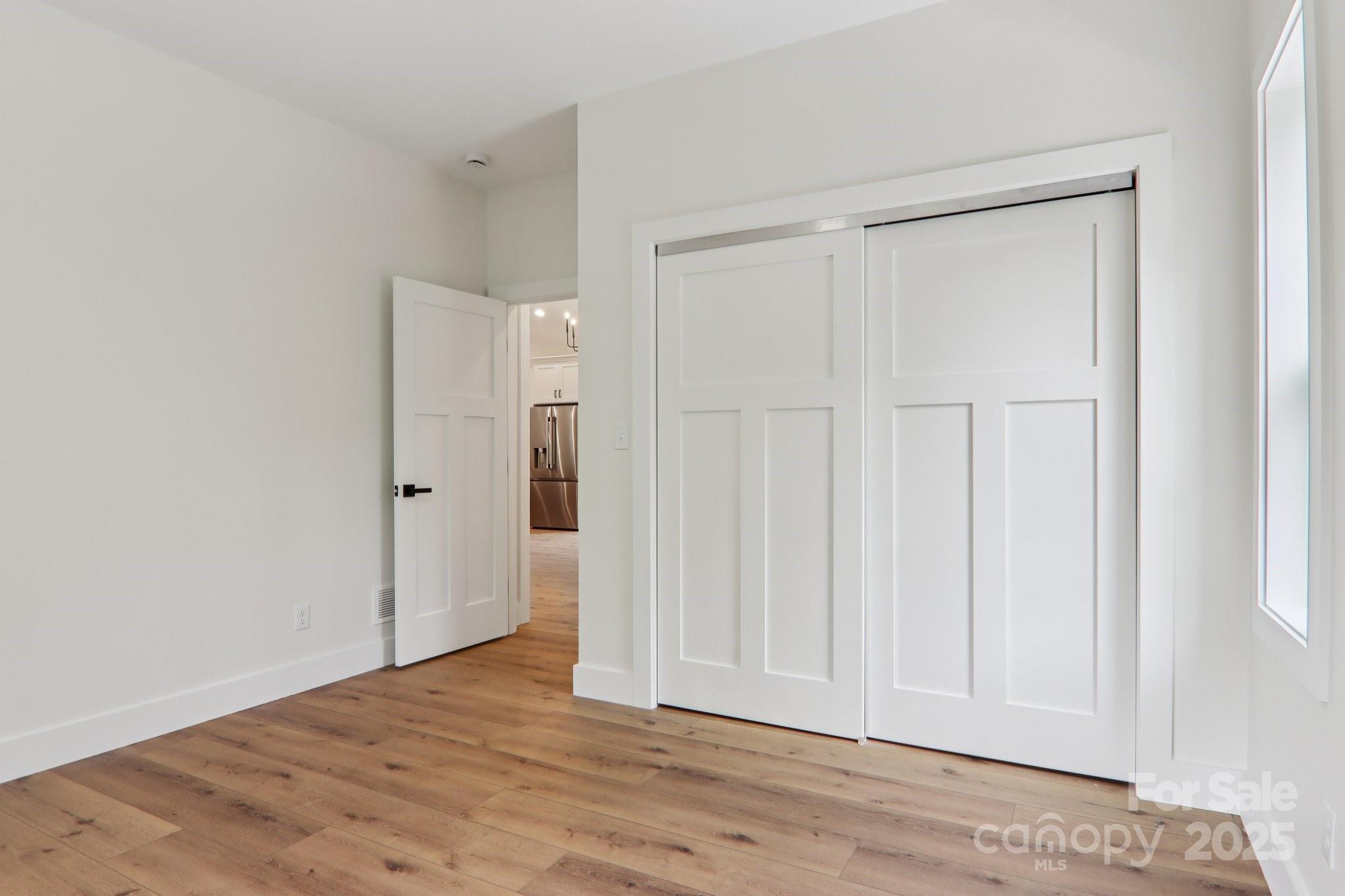 Mills Pointe - Residential