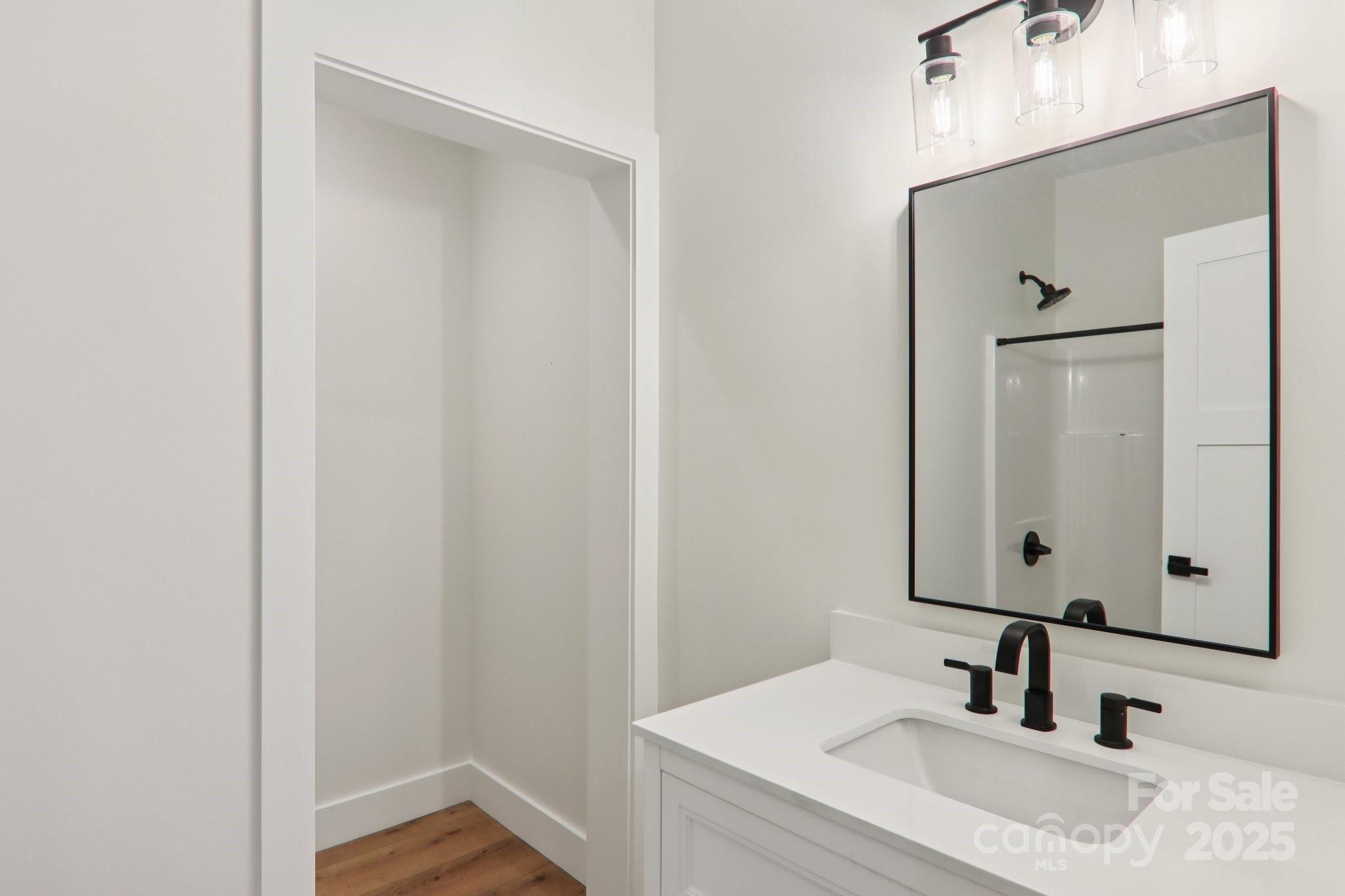 Mills Pointe - Residential