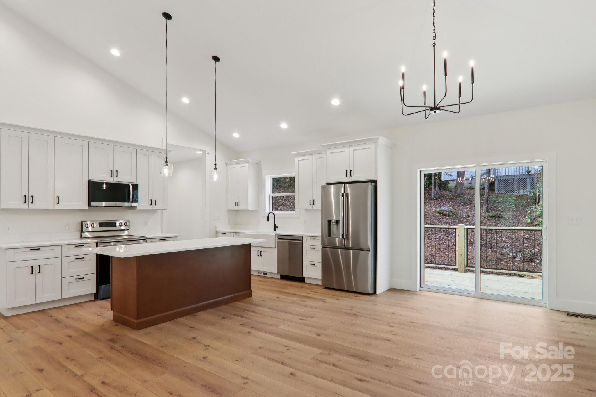 Mills Pointe - Residential