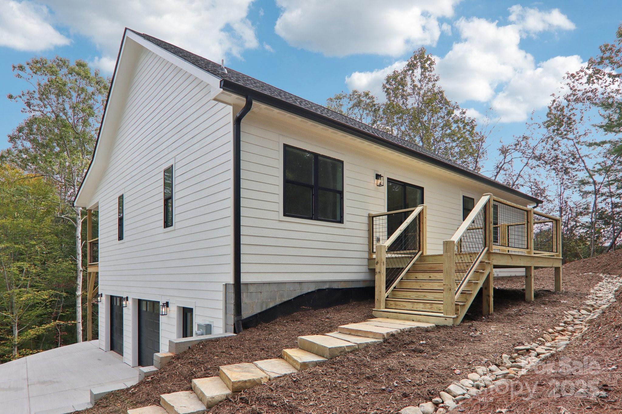 Mills Pointe - Residential