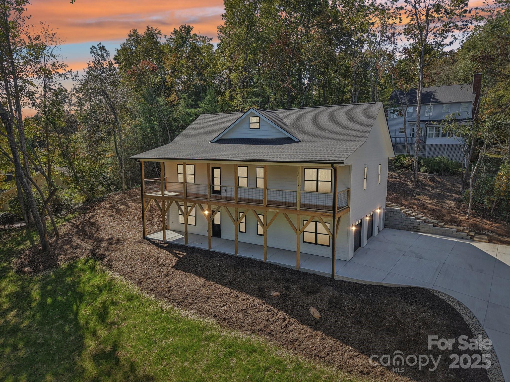 Mills Pointe - Residential