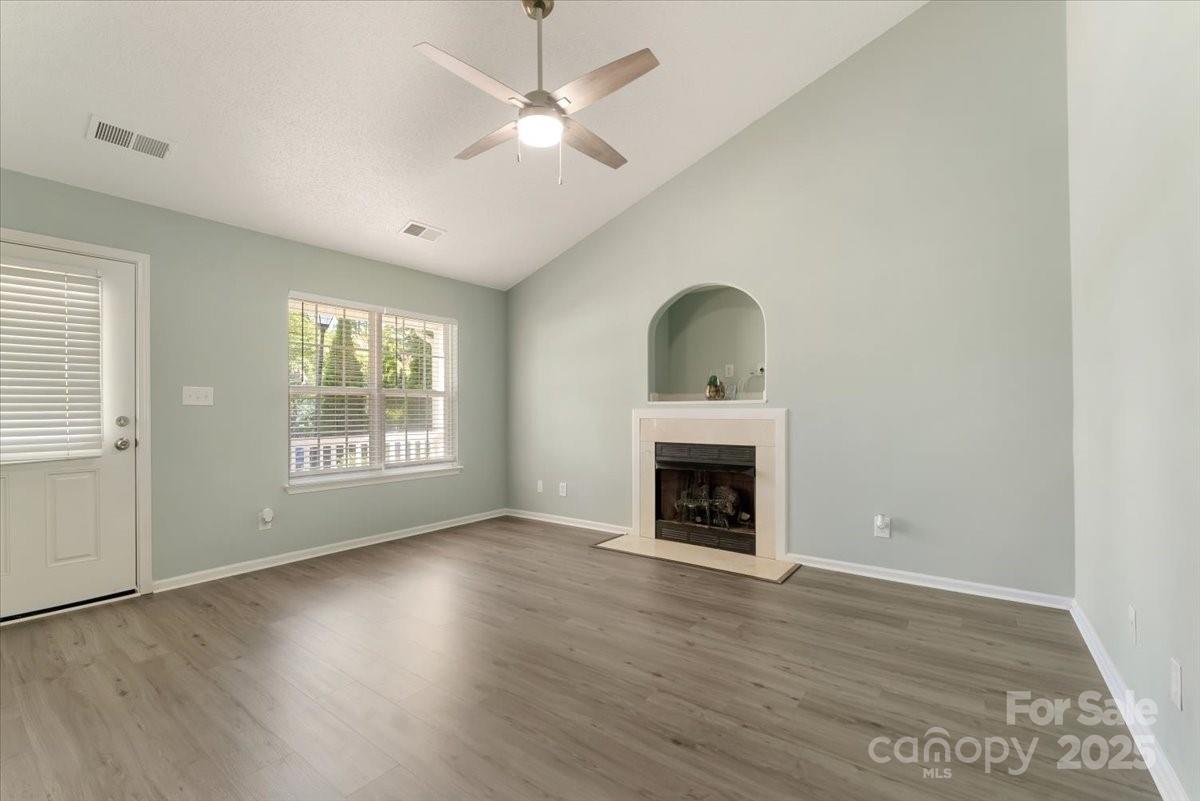 8421 Kings Creek Drive