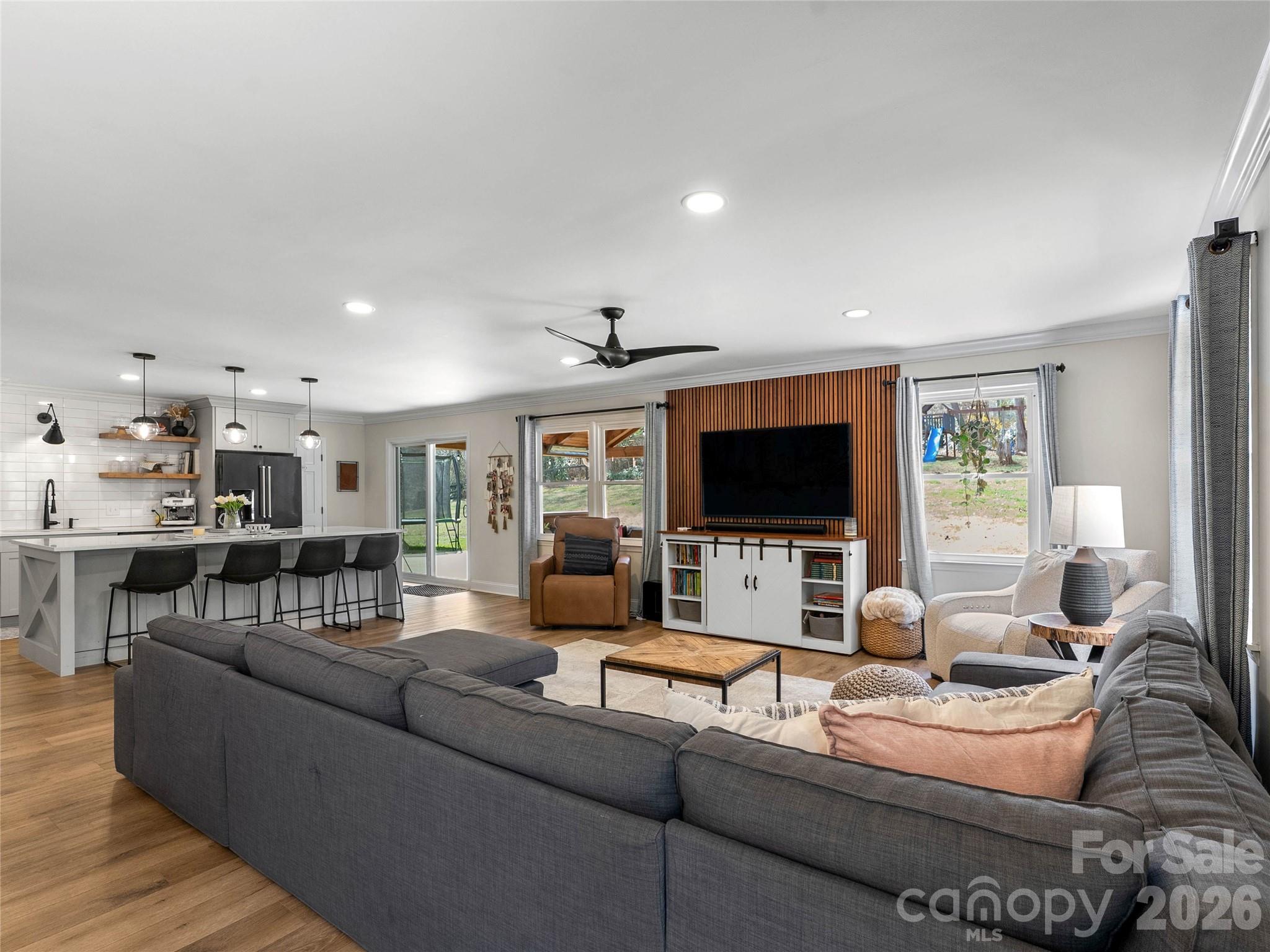 Poppy Slopes - Residential