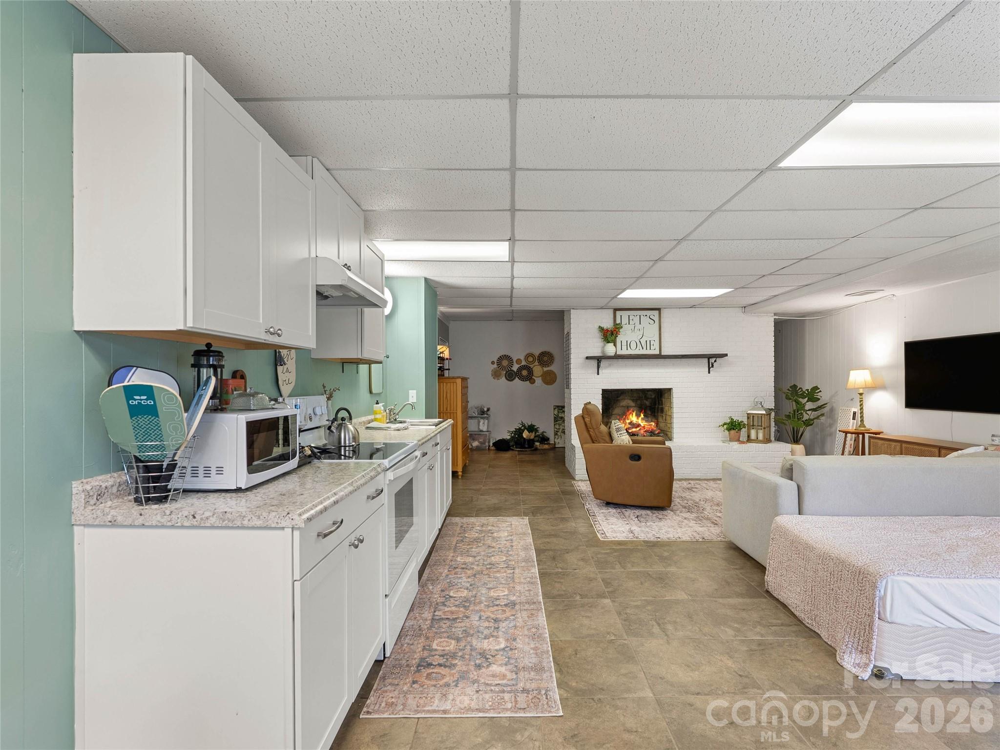 Poppy Slopes - Residential