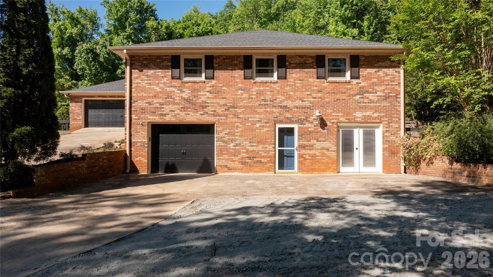 Poppy Slopes - Residential