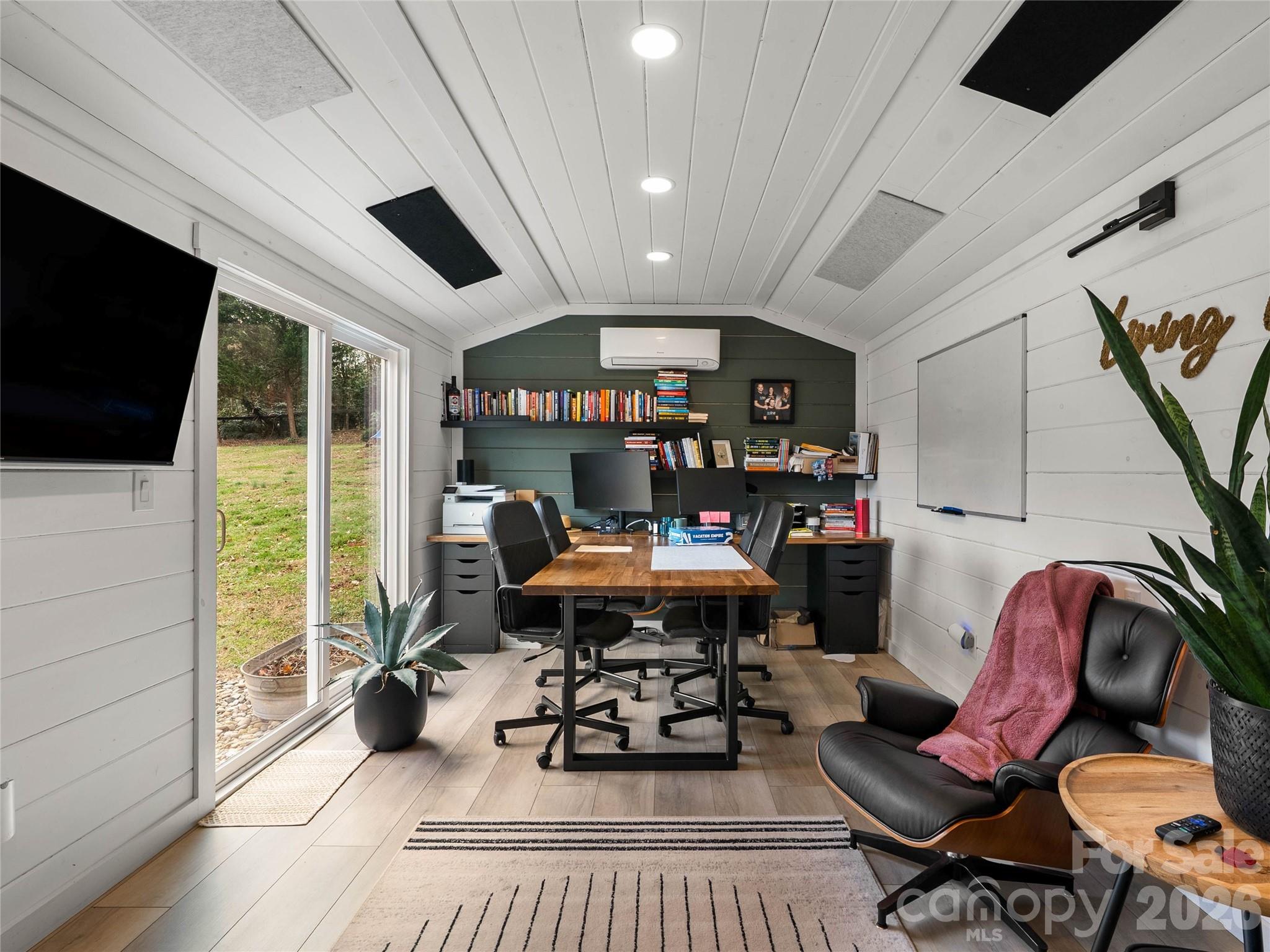 Poppy Slopes - Residential