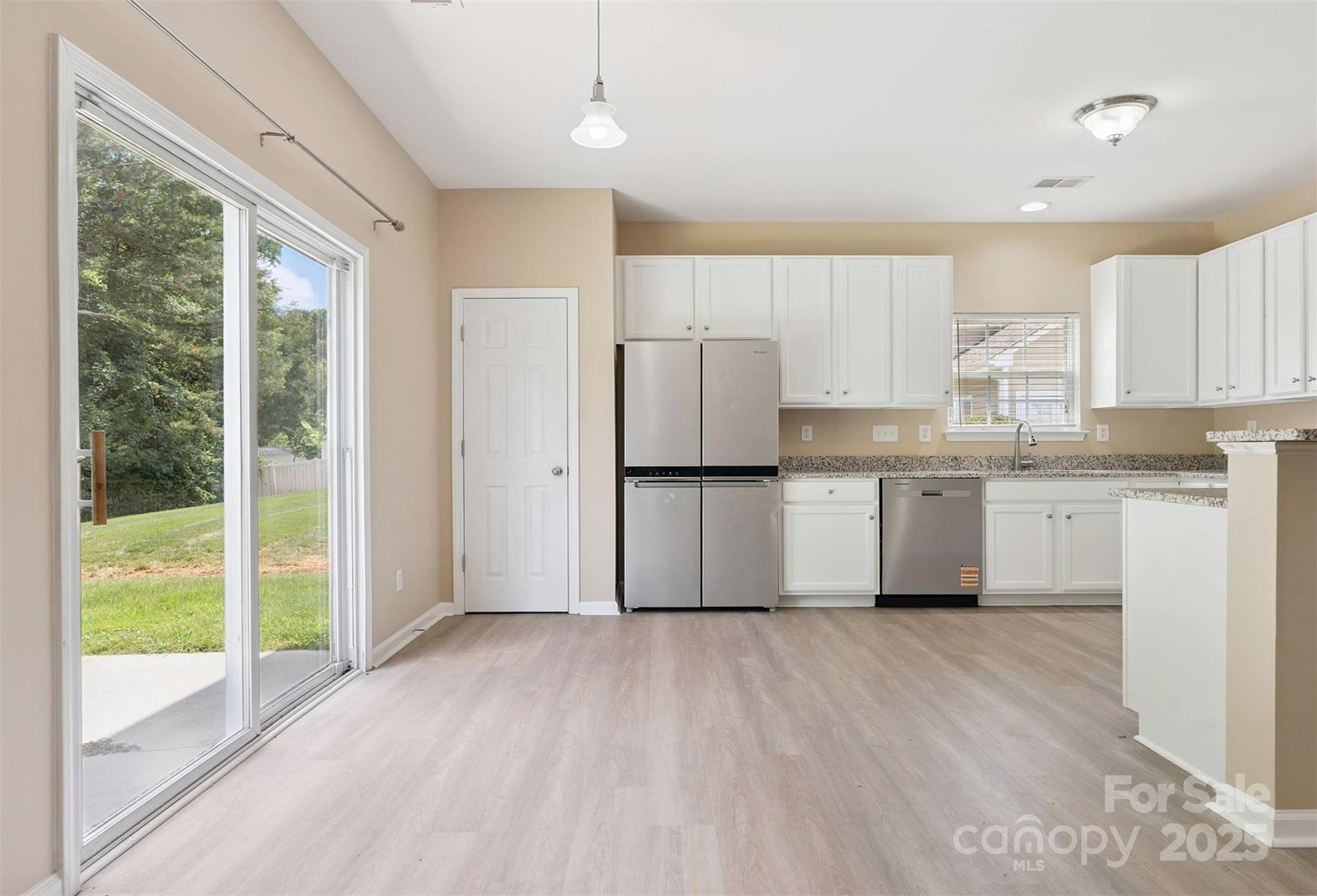 3043 Streamlet Way