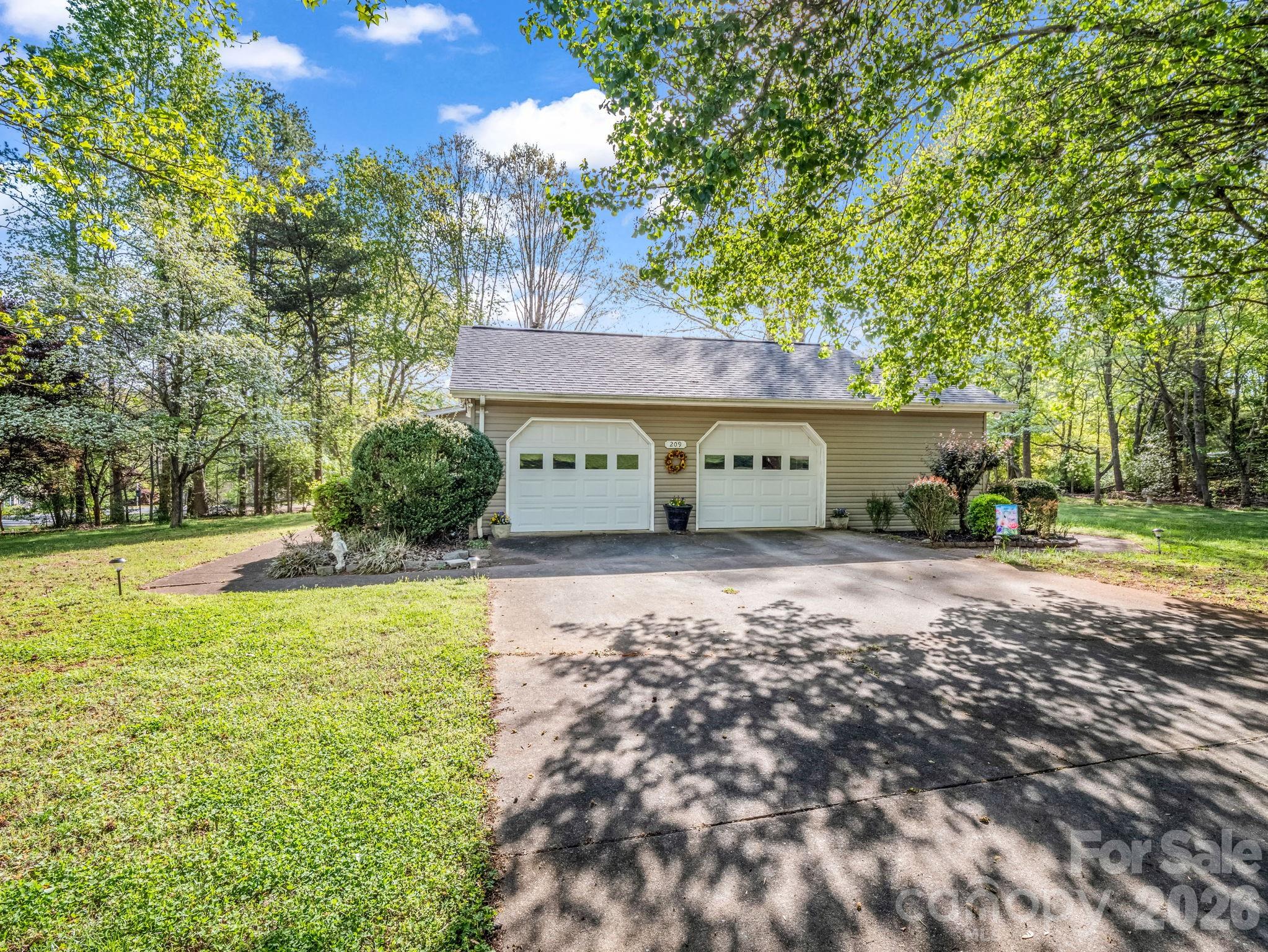 Holly Hills - Residential