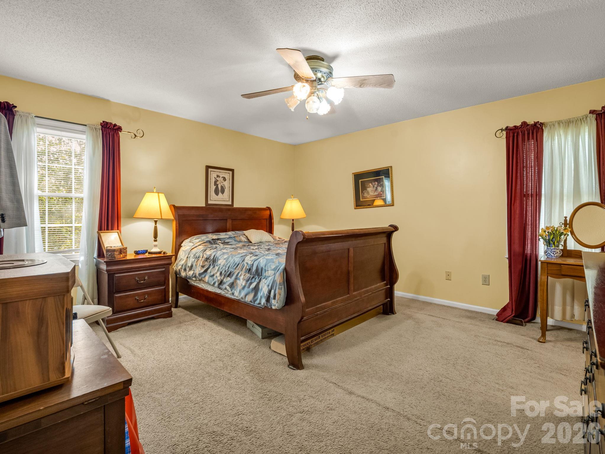 Holly Hills - Residential