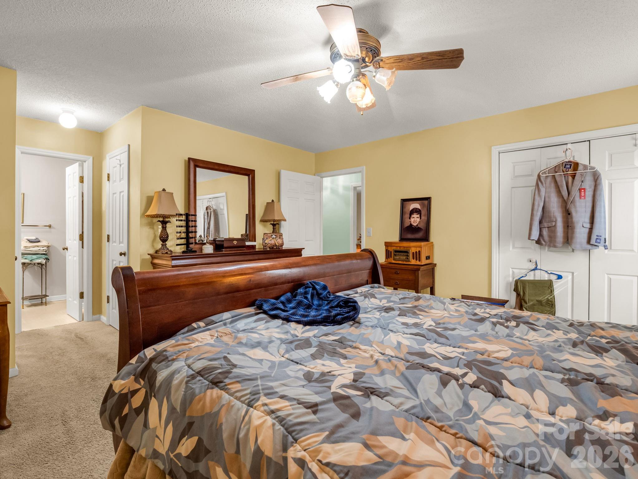 Holly Hills - Residential