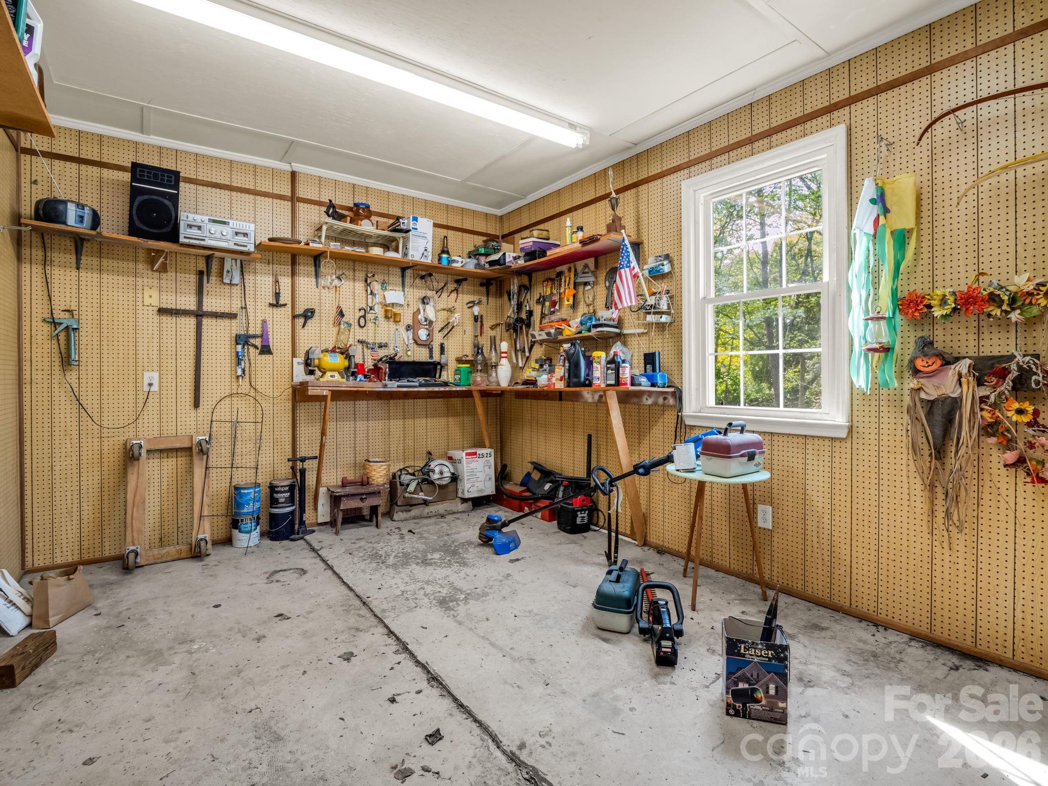 Holly Hills - Residential