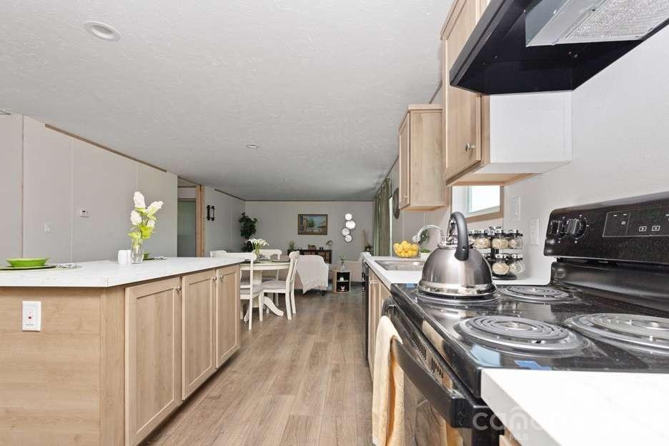 Amber Woods - Residential