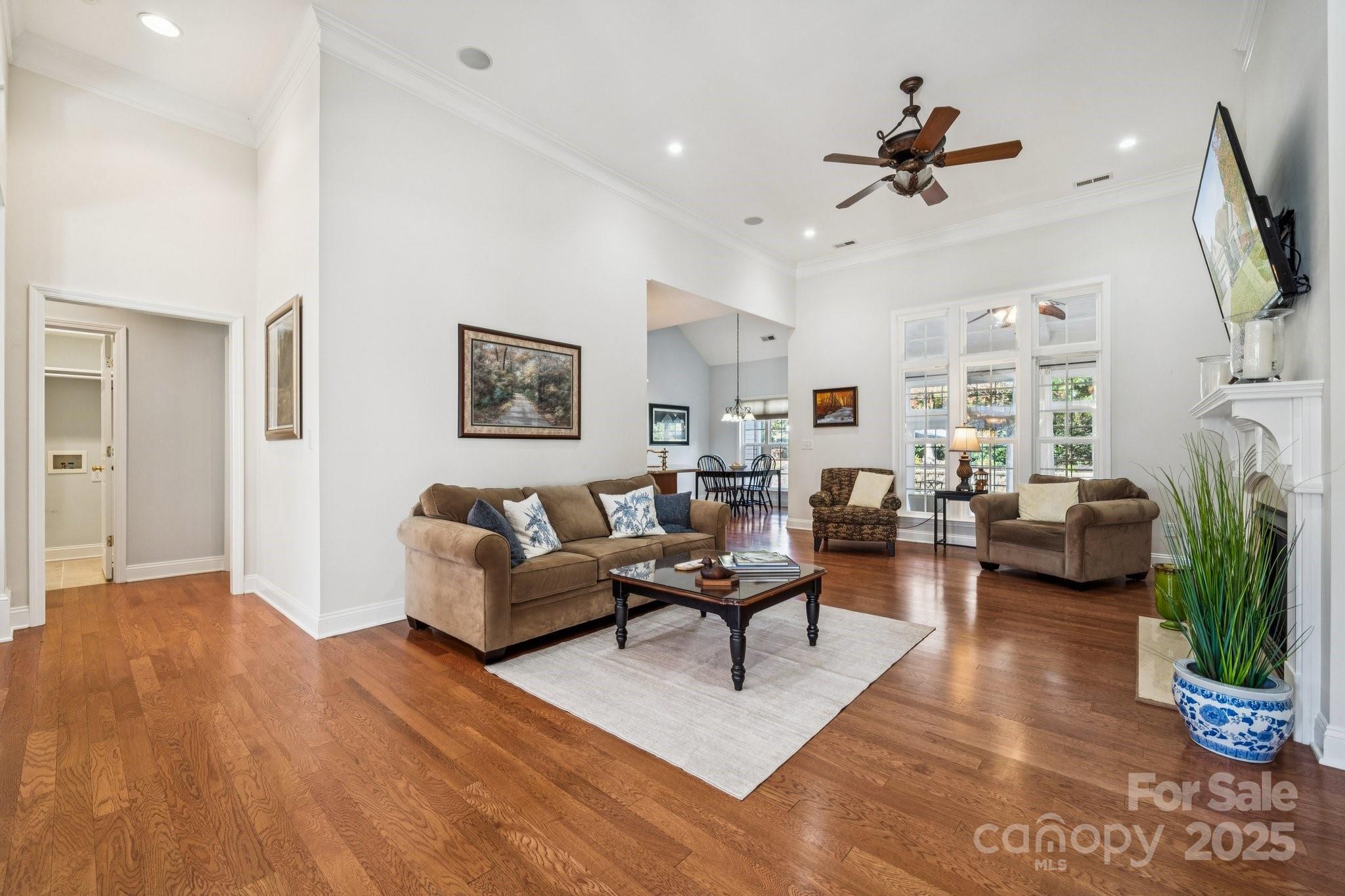 120 Elizabeth Hearth Road 93