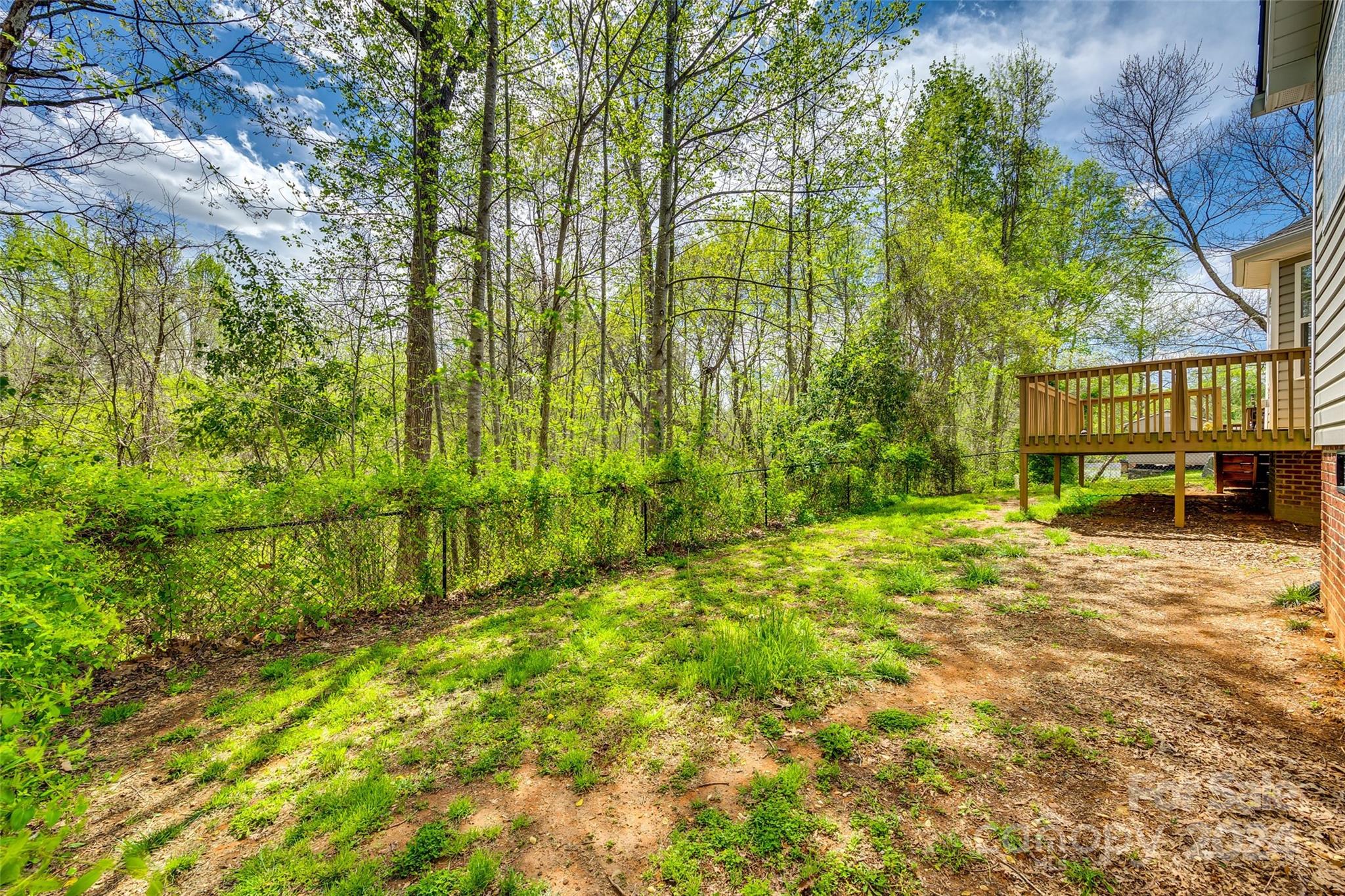 RAGIN ESTATES - Residential