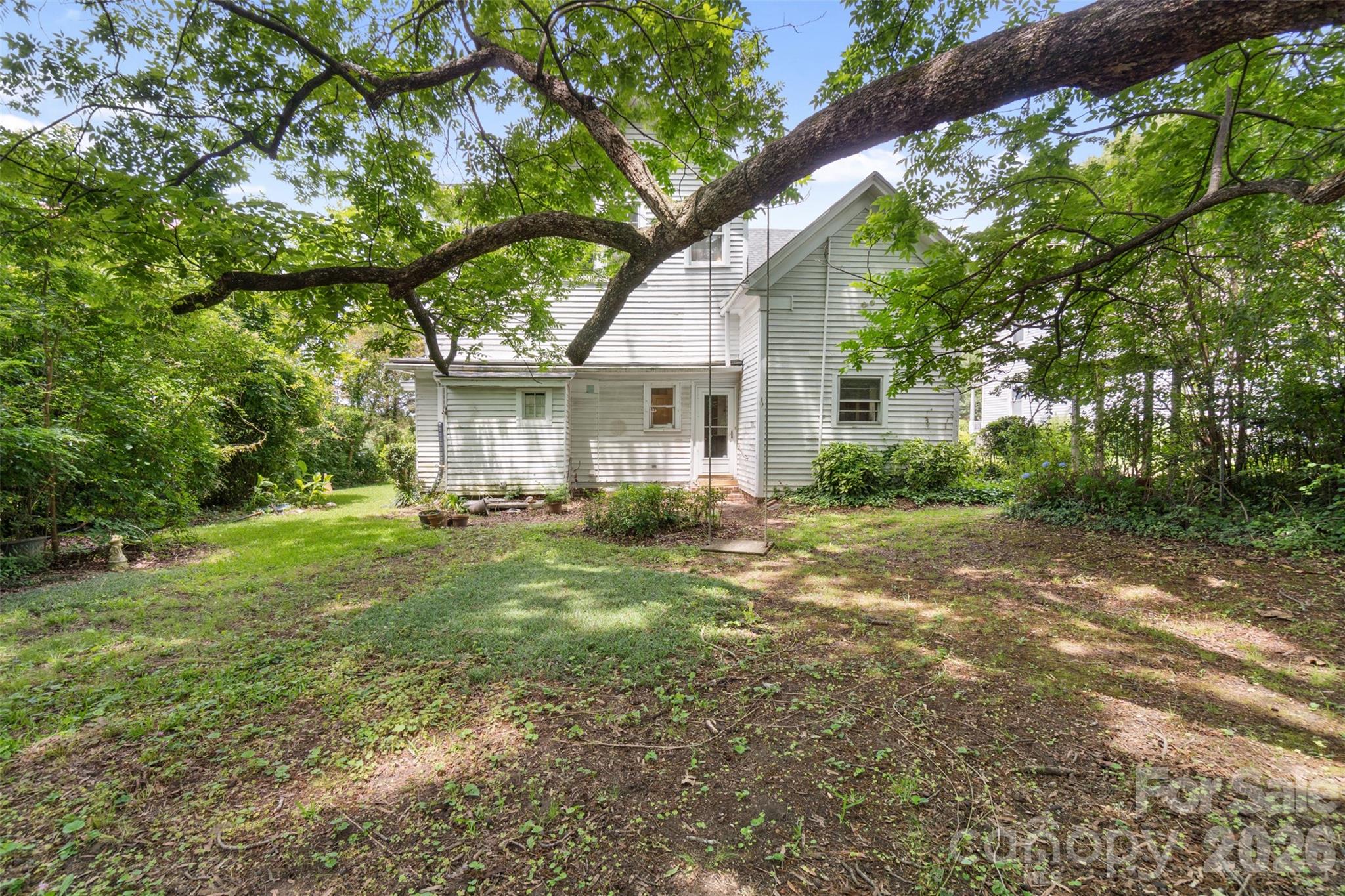 215 S Rutherford Street