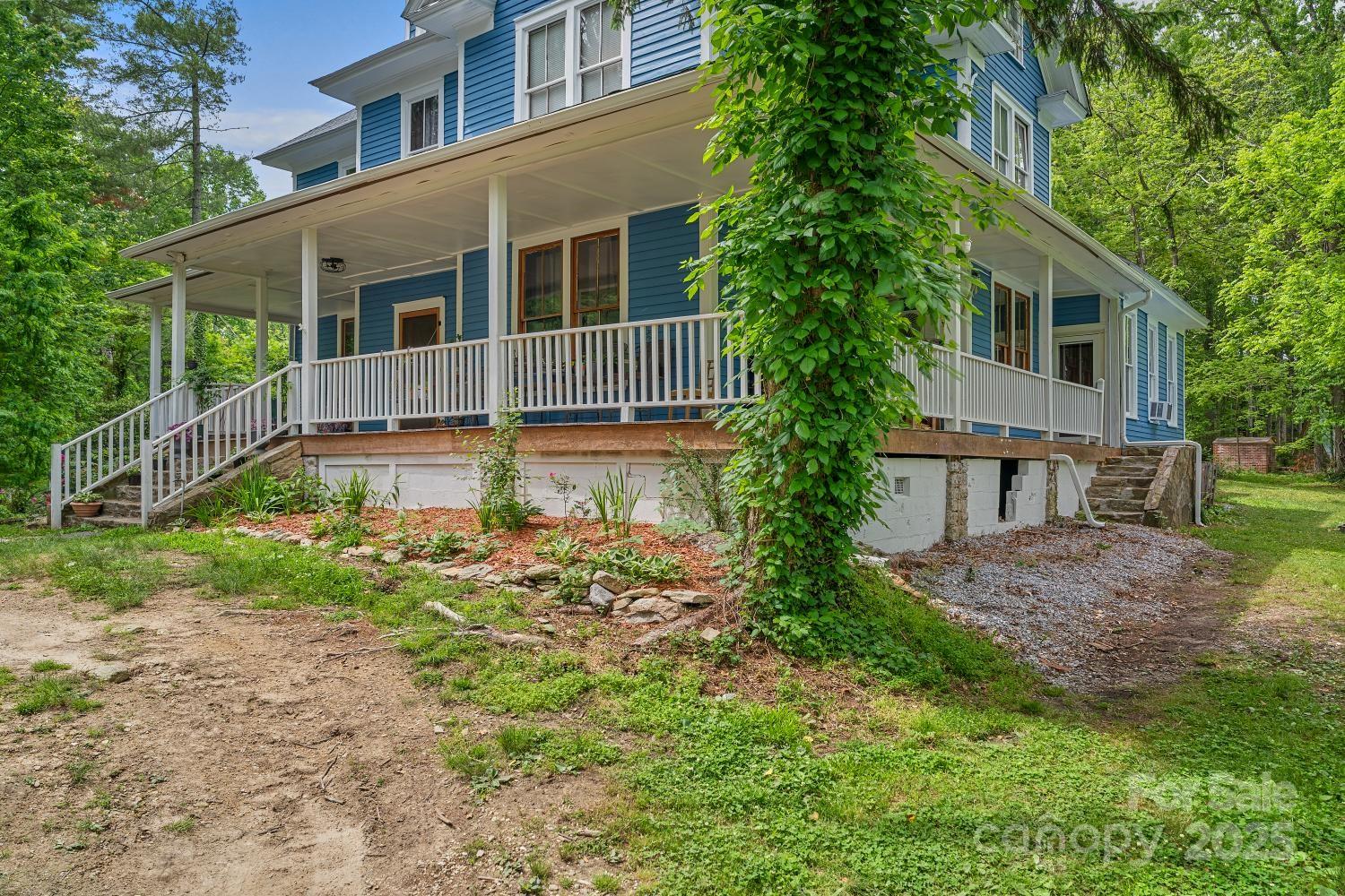 305 Ficker Circle