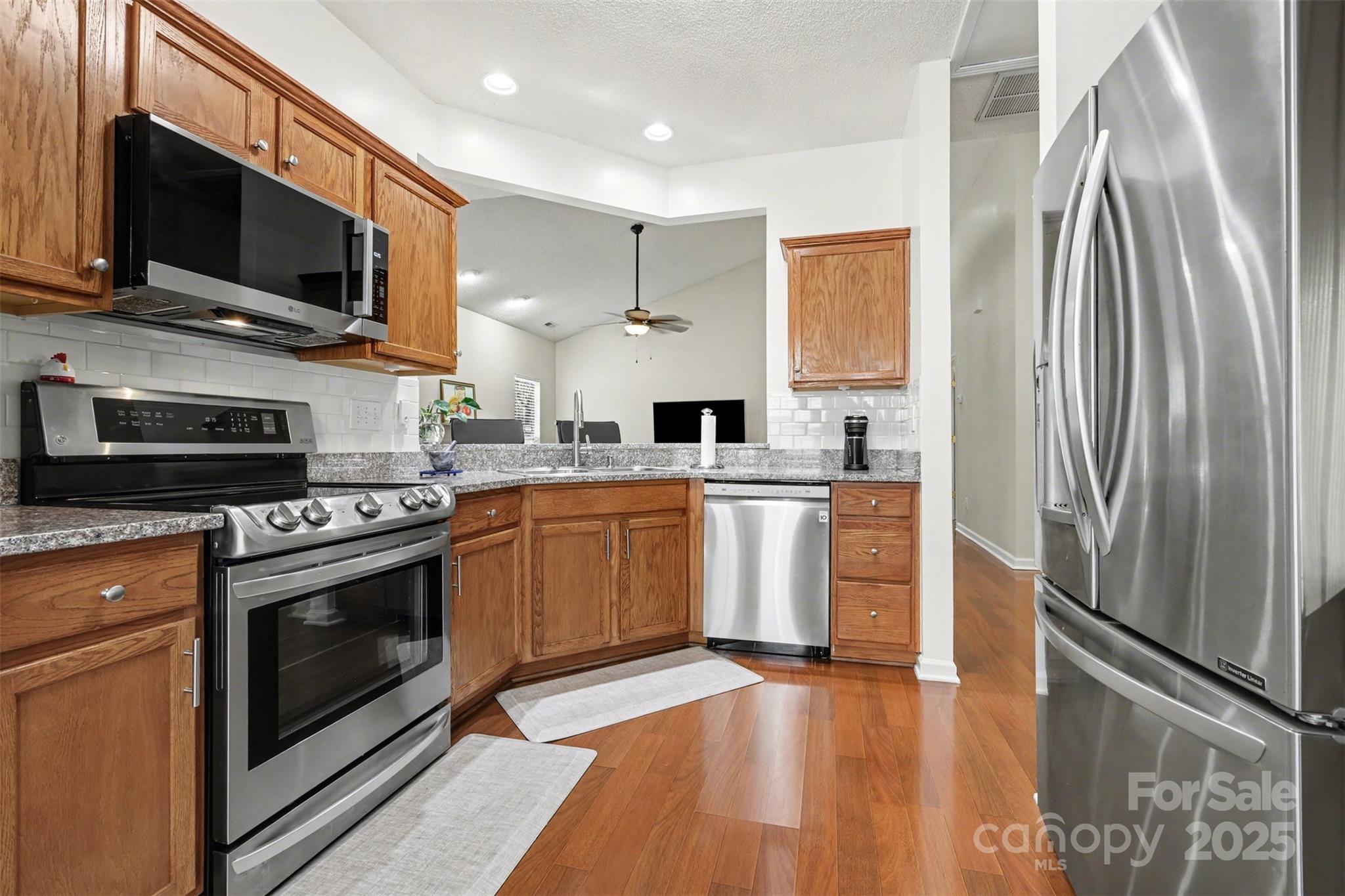 Steelechase - Residential