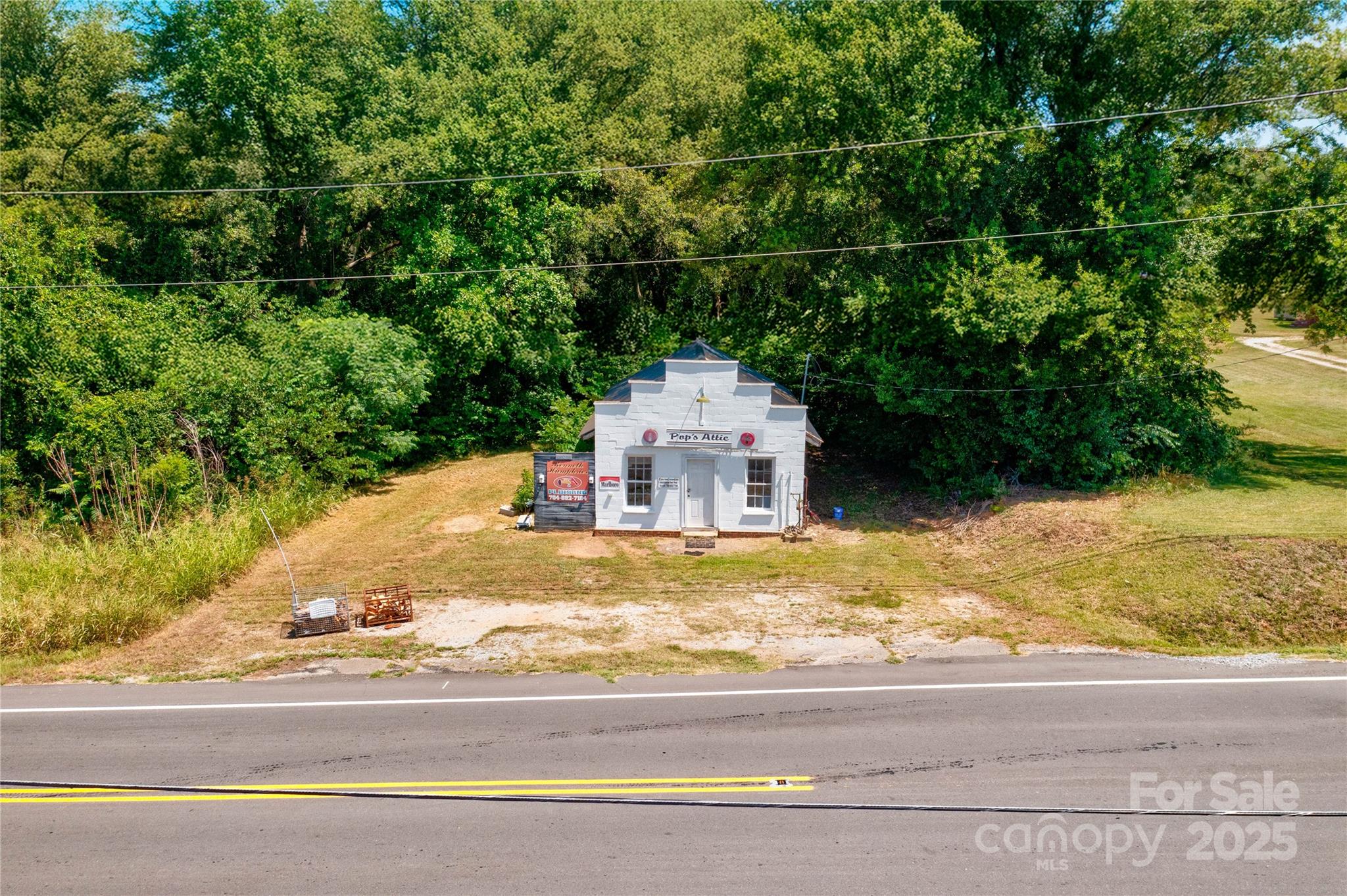 231 E College Avenue
