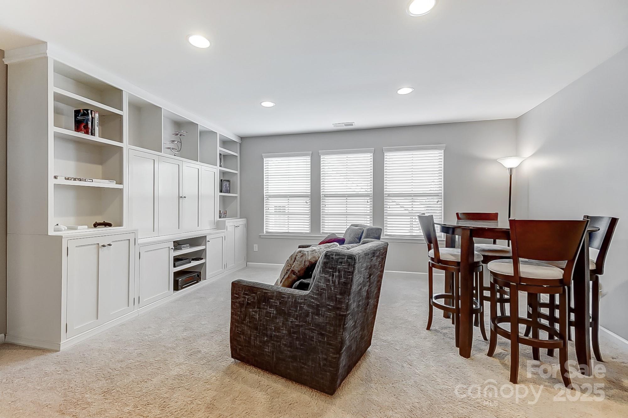 7006 Garden Hill Drive