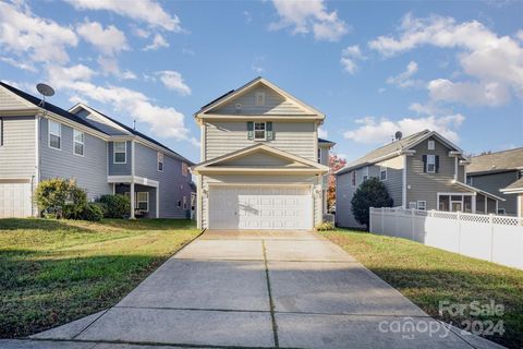 A home in Huntersville