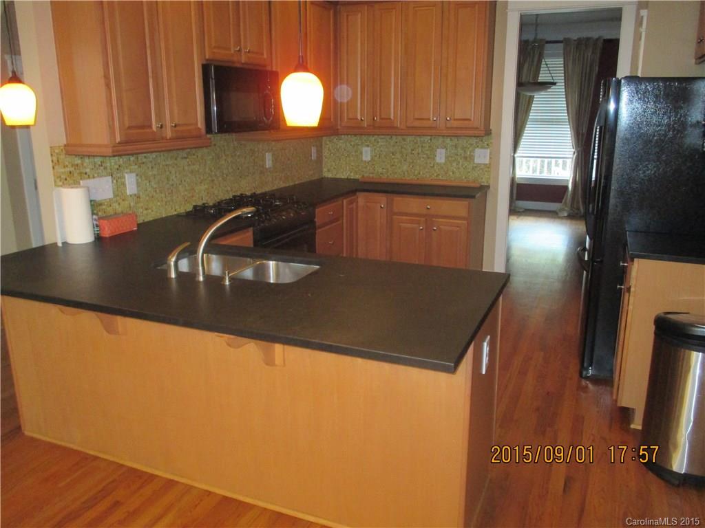 Lake Shore - Residential Lease