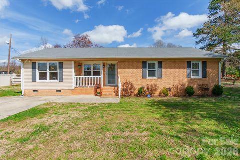 Photo of 5316 Country Lane, Monroe, NC 28110 (MLS # 4354517)